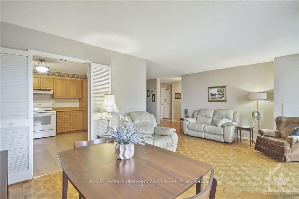 2951 RIVERSIDE Drive Unit 502 photo 11