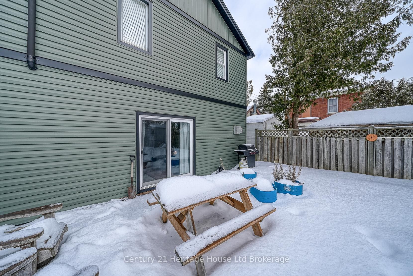 302 Chapel Street photo 21