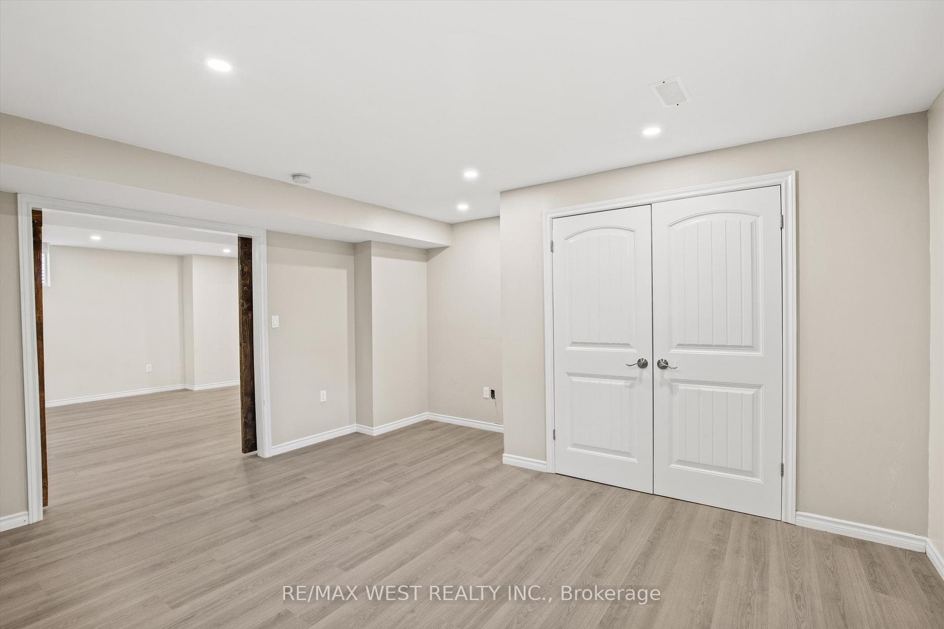 133 Mcfarlane Crescent photo 34