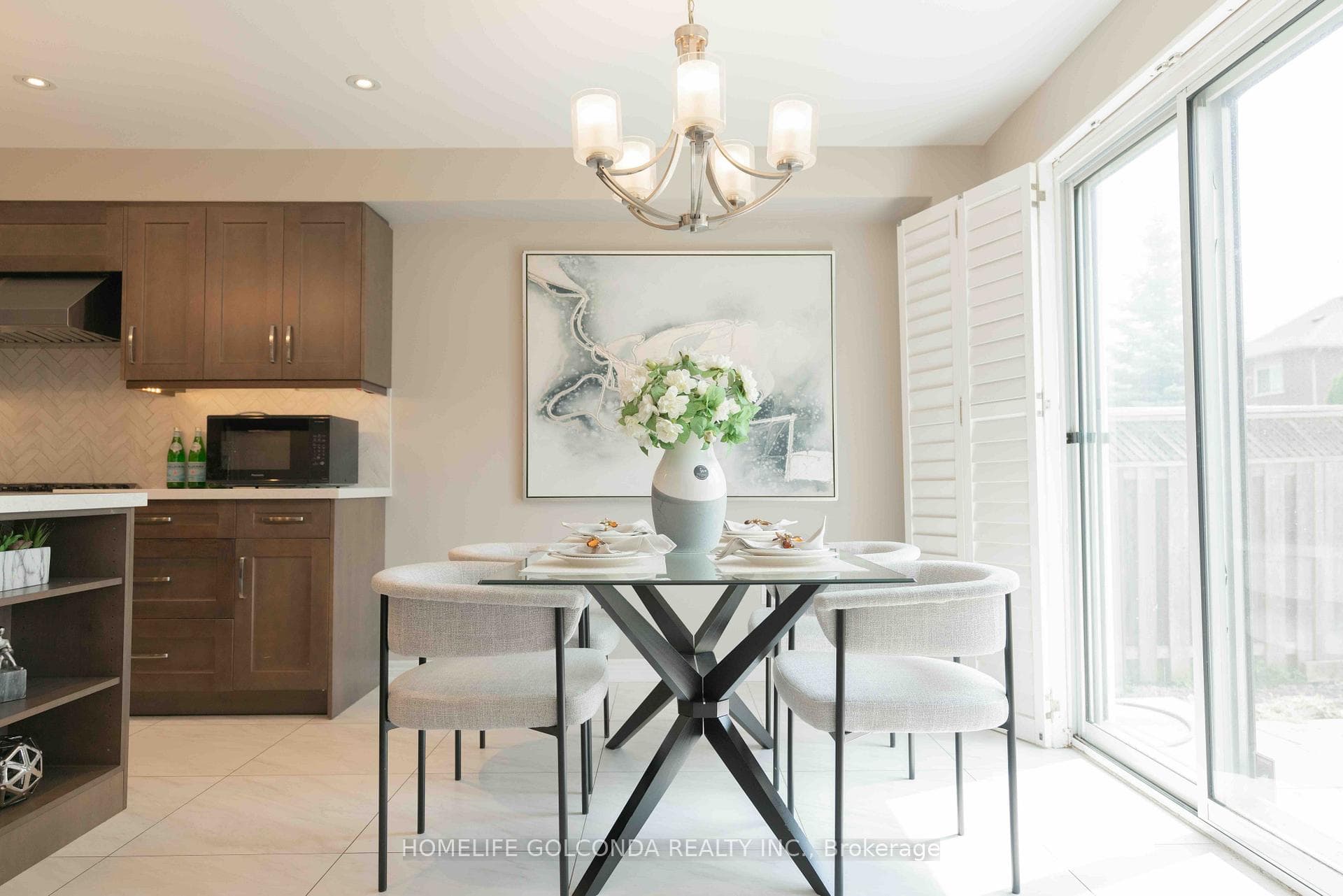 30 Stricker Avenue photo 15