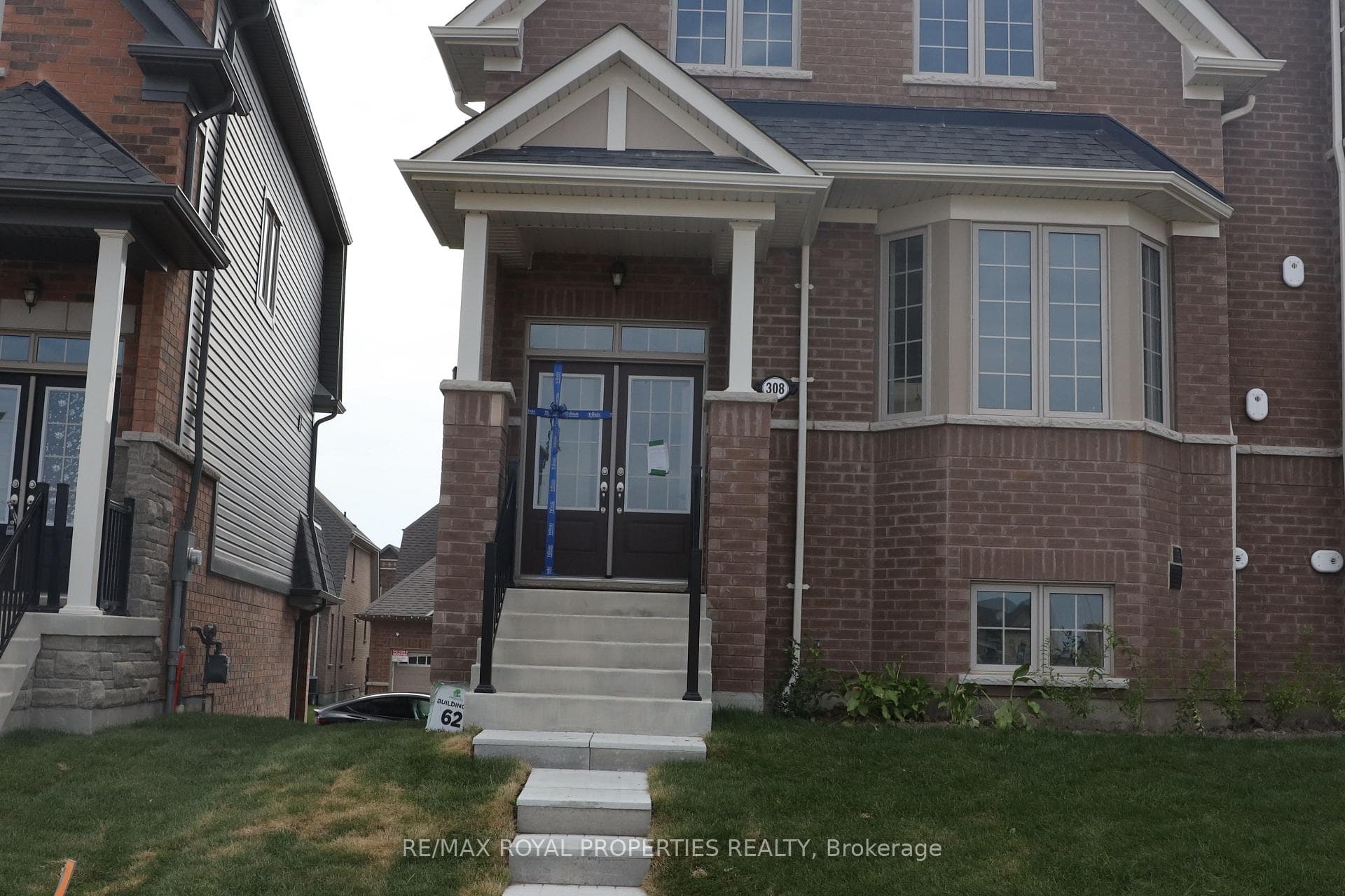 308 Coronation Road photo 2