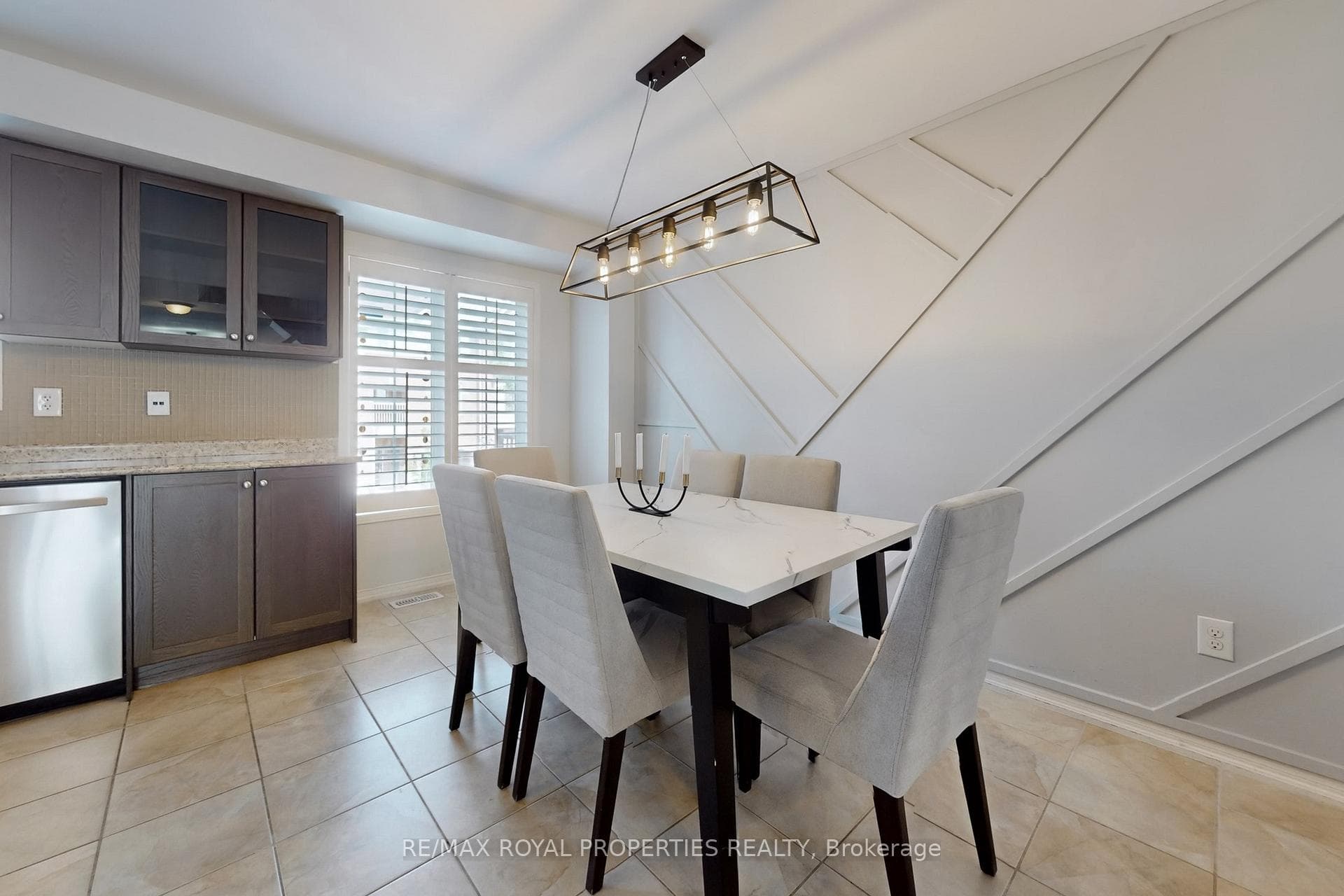 22 Blunden Road photo 11