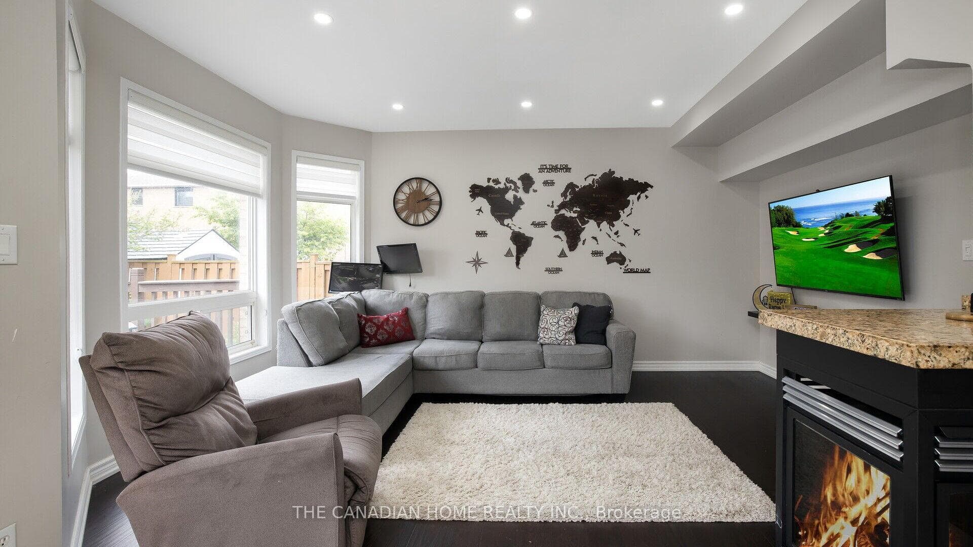 3849 Talias Crescent photo 8
