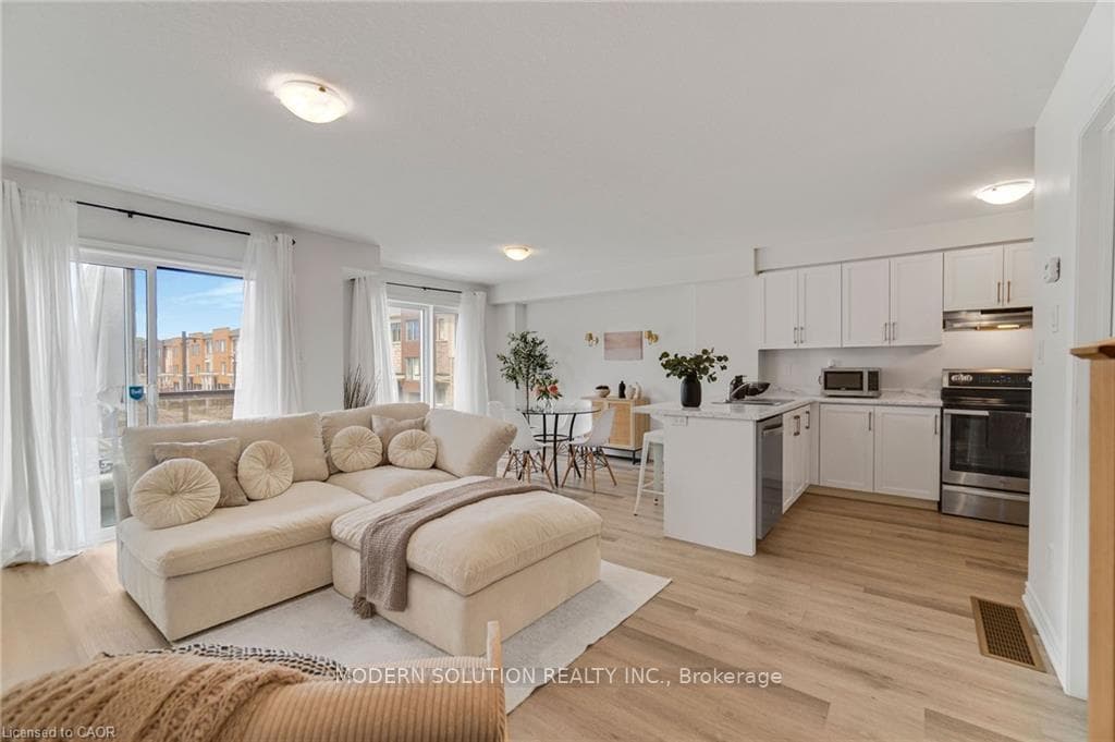96 Dryden Lane photo 9