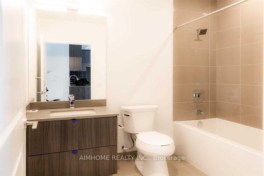 395 Bloor Street Unit 4509 photo 14