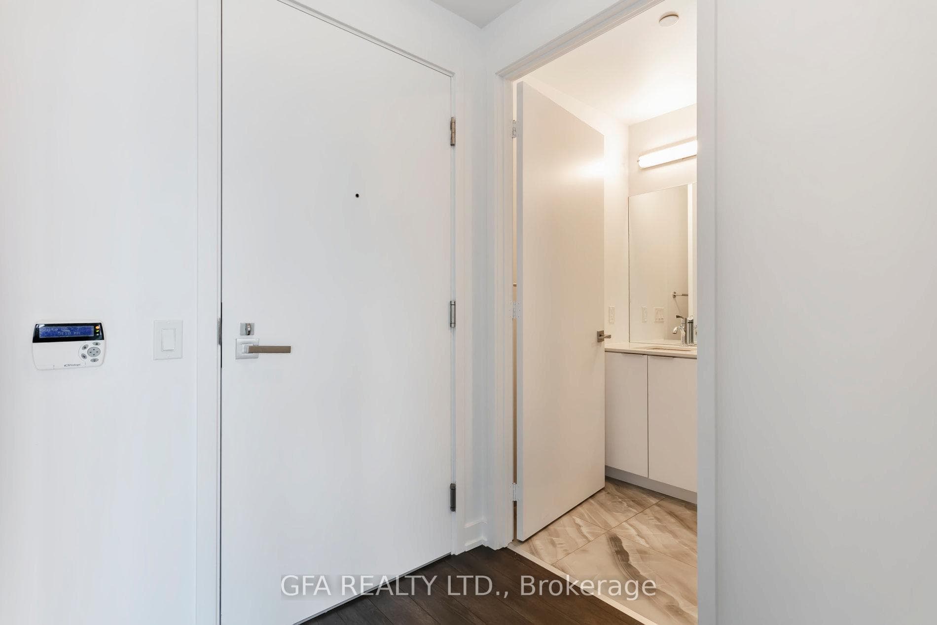 30 Ordnance Street Unit 807 photo 12