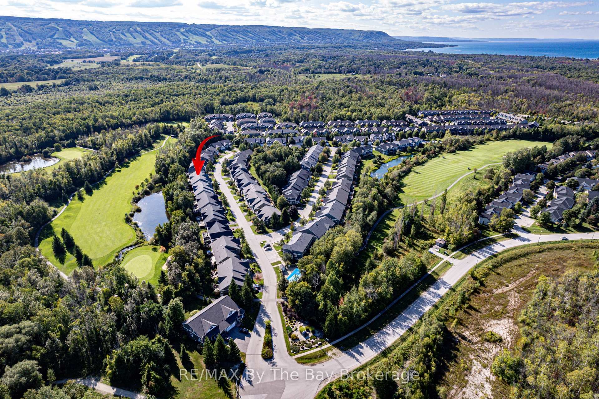 32 Green Briar Drive photo 2