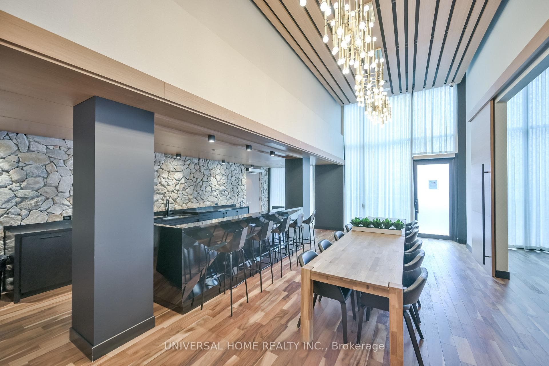 10 Rouge Vally Drive Unit 1411 photo 32