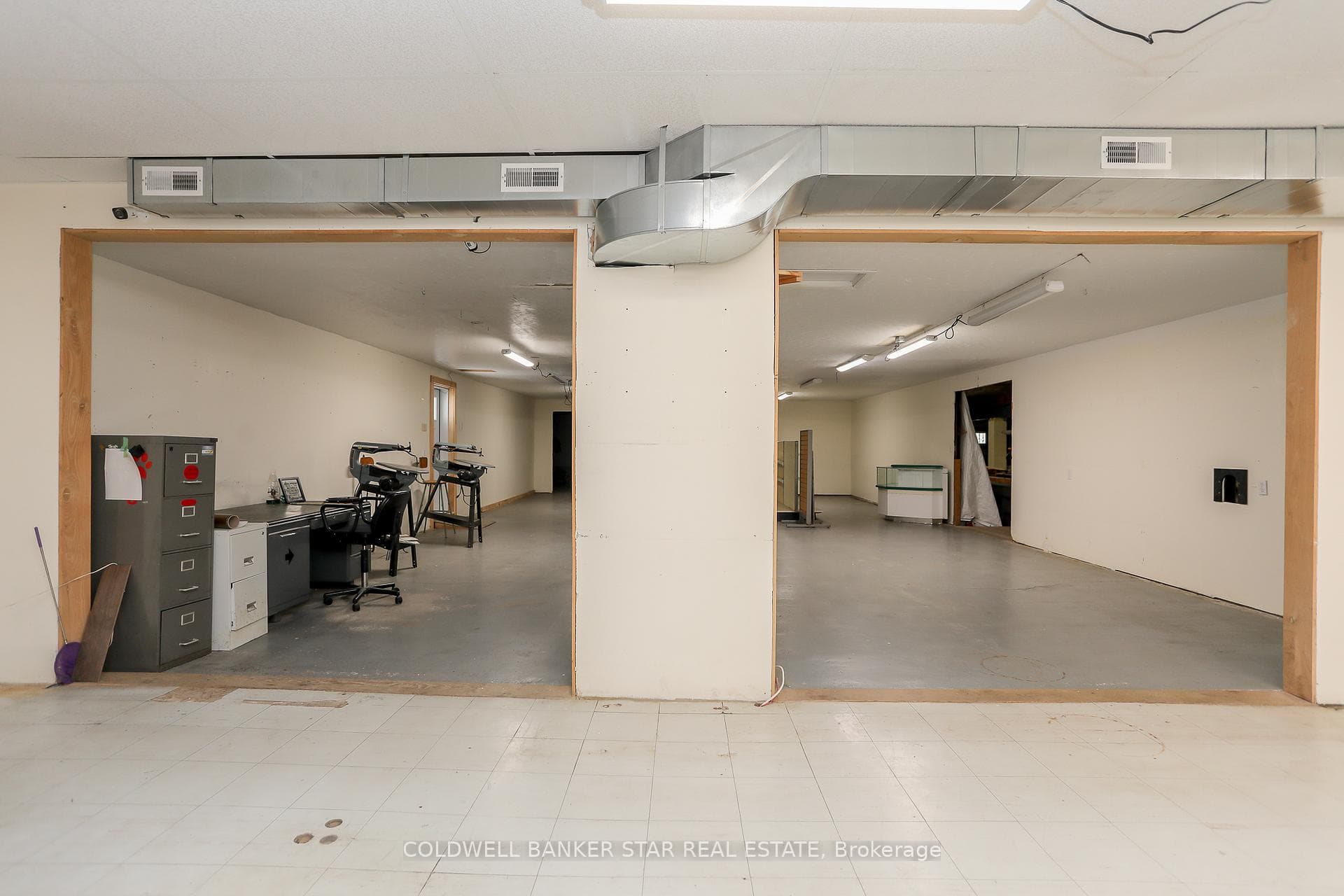 5048 Imperial Road photo 12