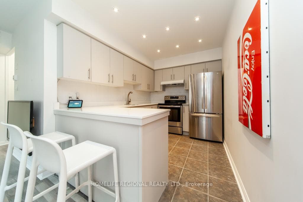 12 Douro Street Unit 428 photo 10
