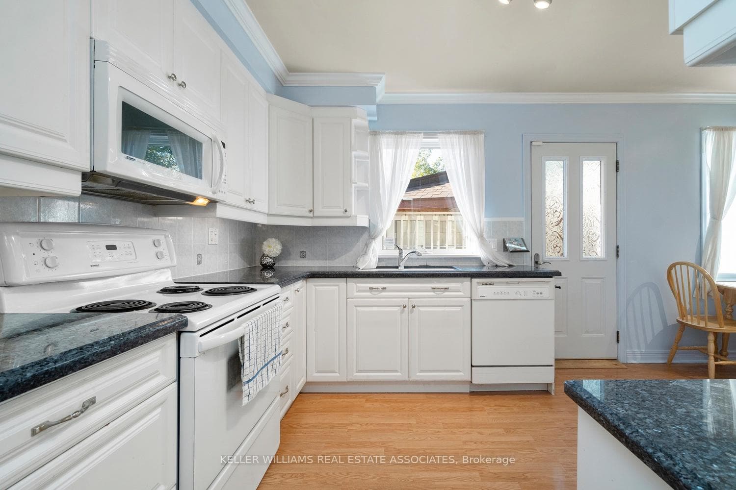 118 Wakefield Road photo 8