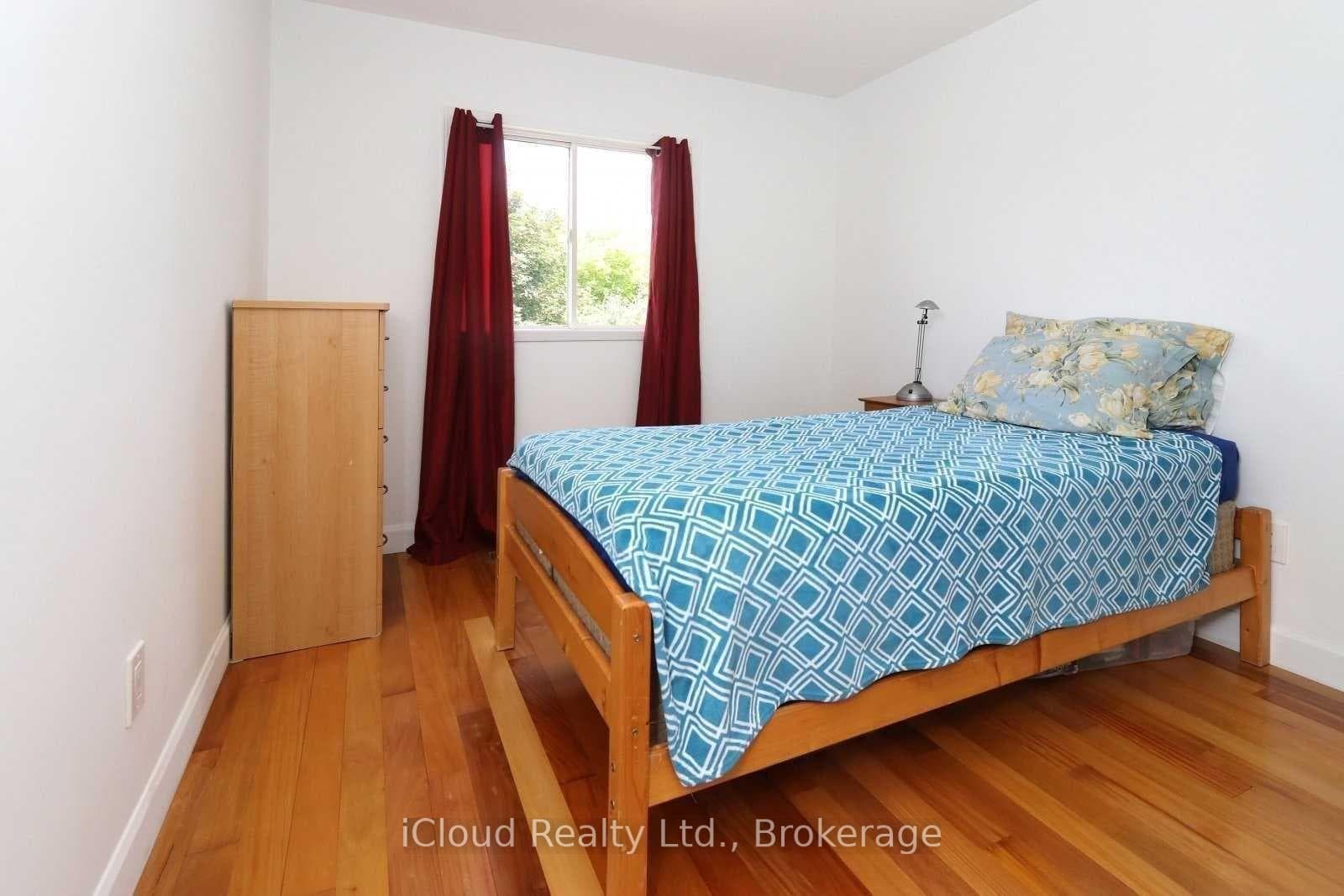 5659 Glen Erin Drive Unit 30 photo 10