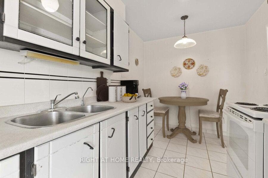 177 Linus Road Unit 612 photo 13