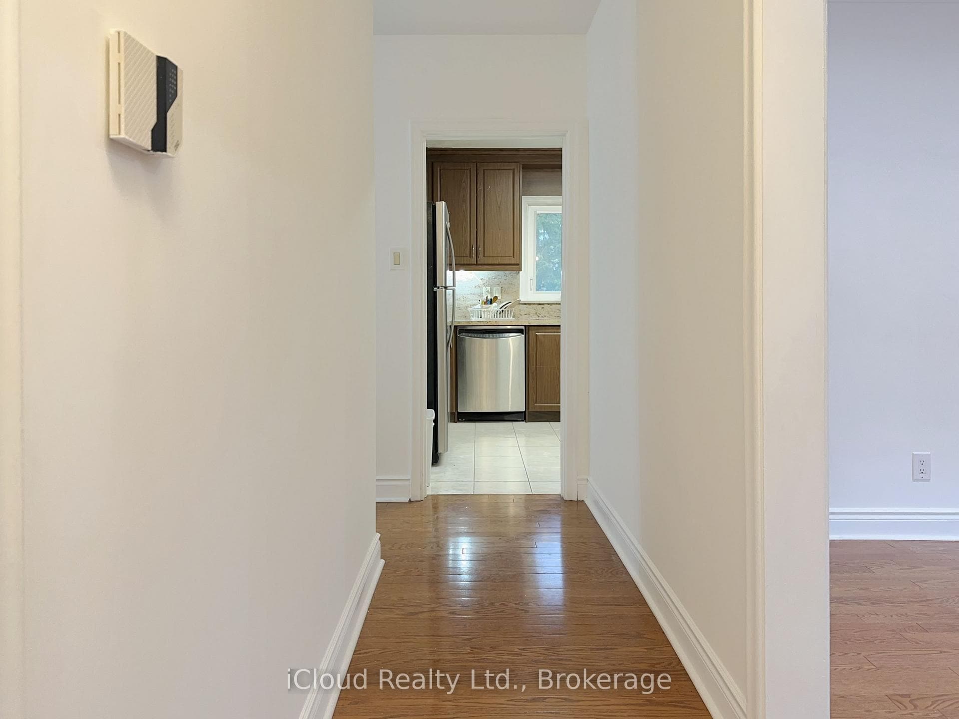 4 Longbridge Road photo 22