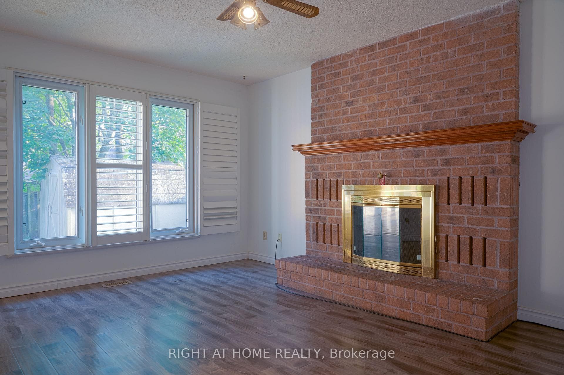 75 MASONVILLE Crescent photo 12