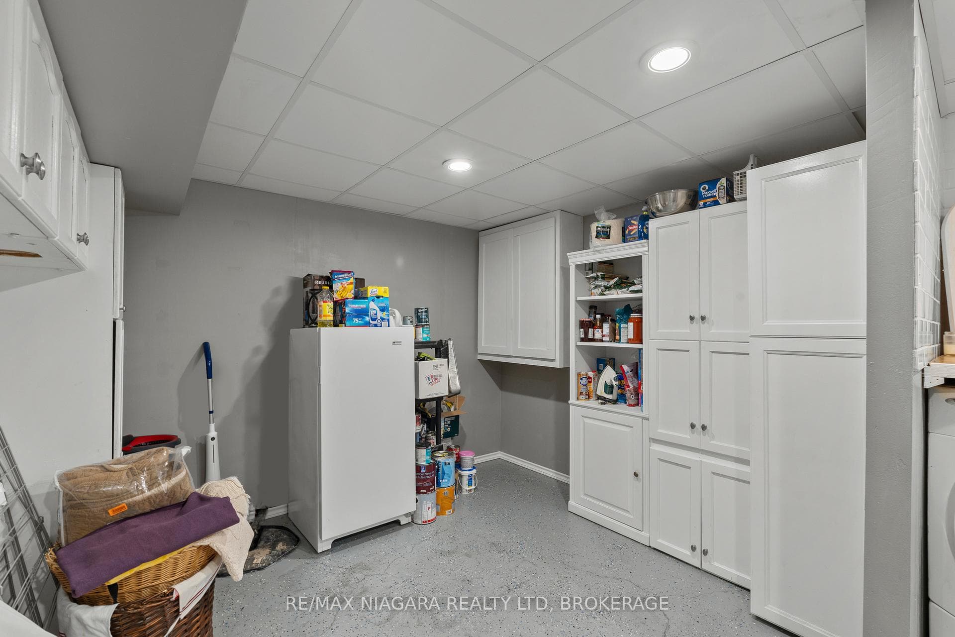 5991 ANDREA Drive photo 30