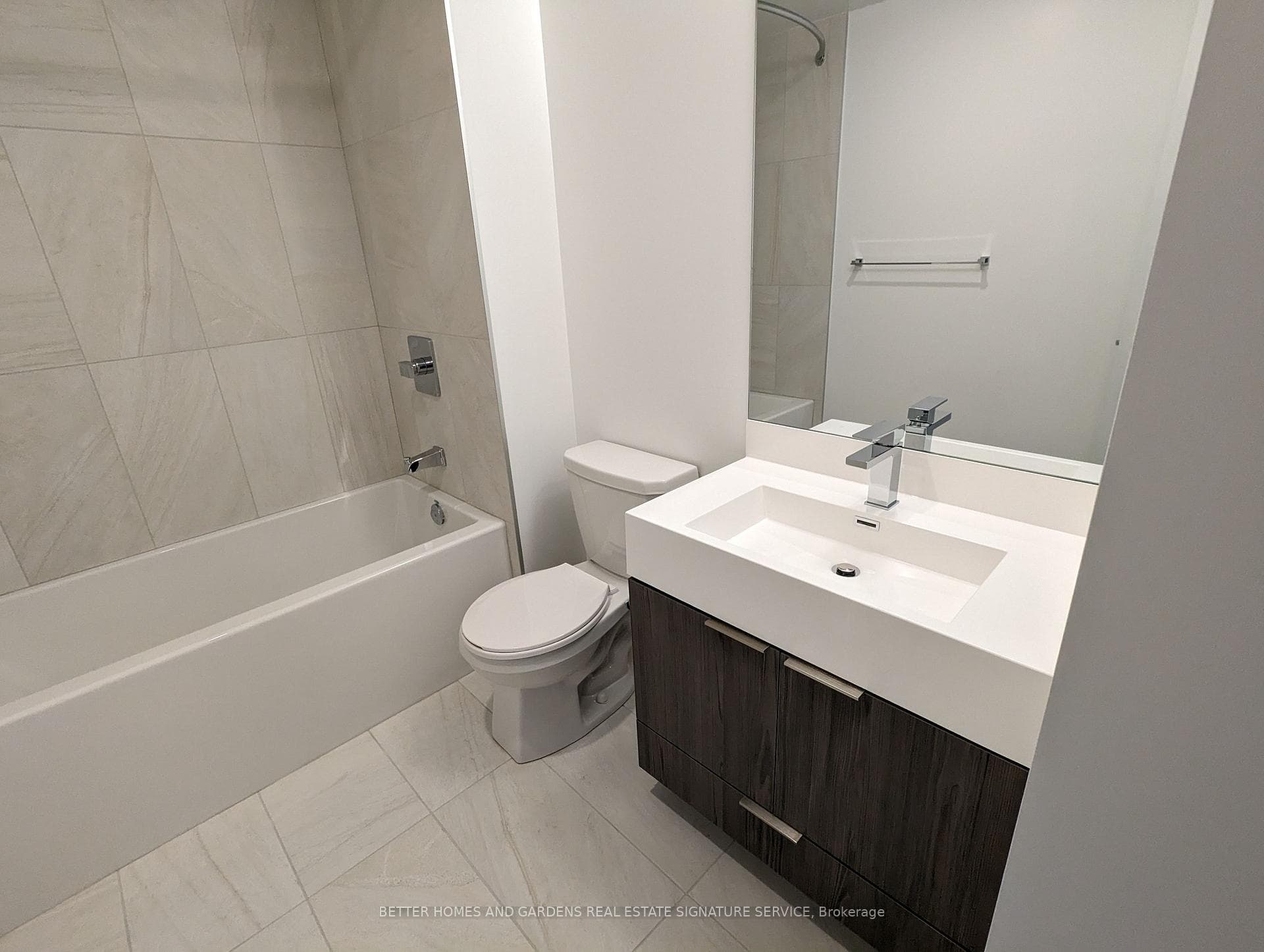 30 Samuel Wood Way Unit 2206 photo 6