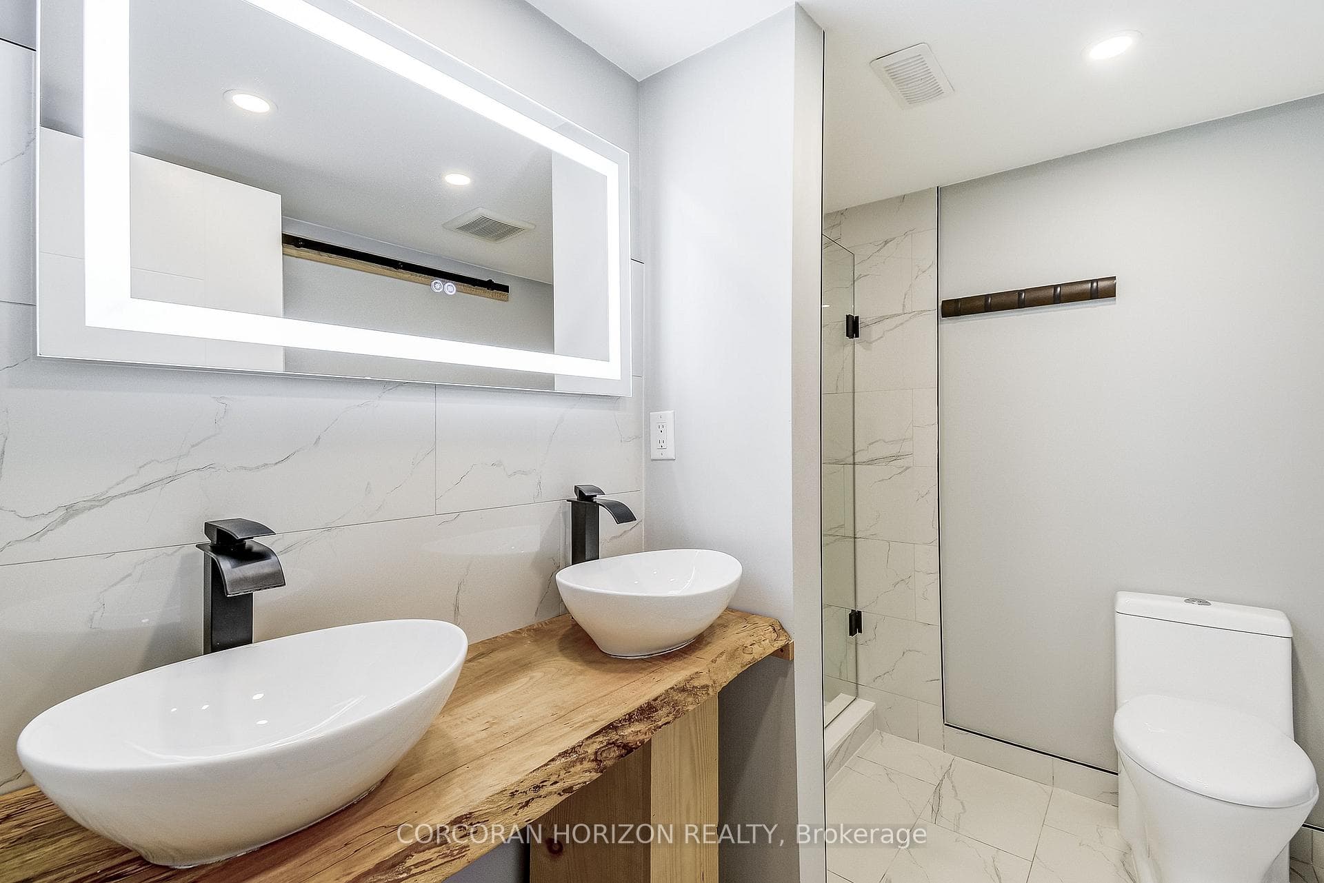 11 Thorncliff Drive photo 34