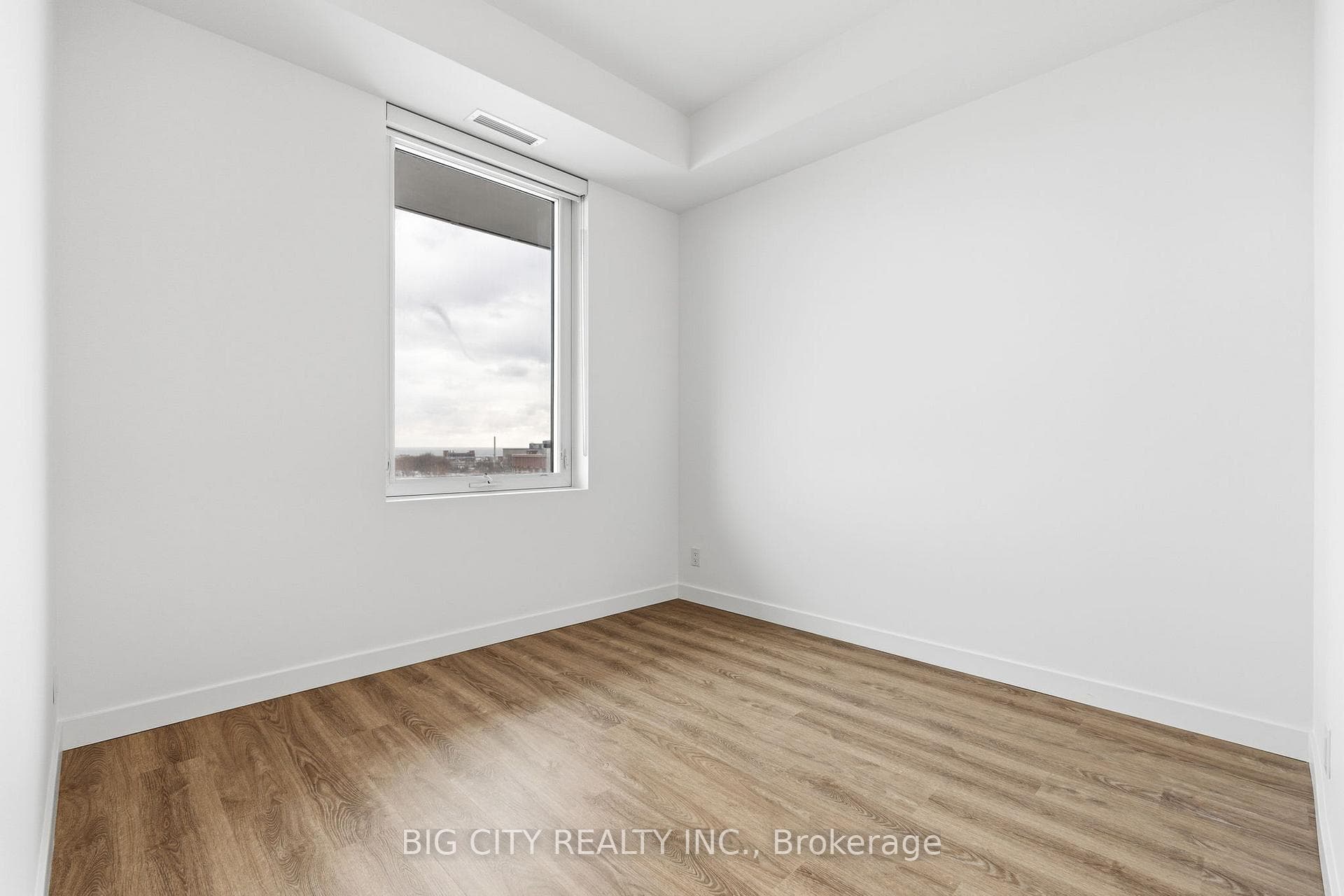1050 Eastern Avenue Unit 711 photo 15