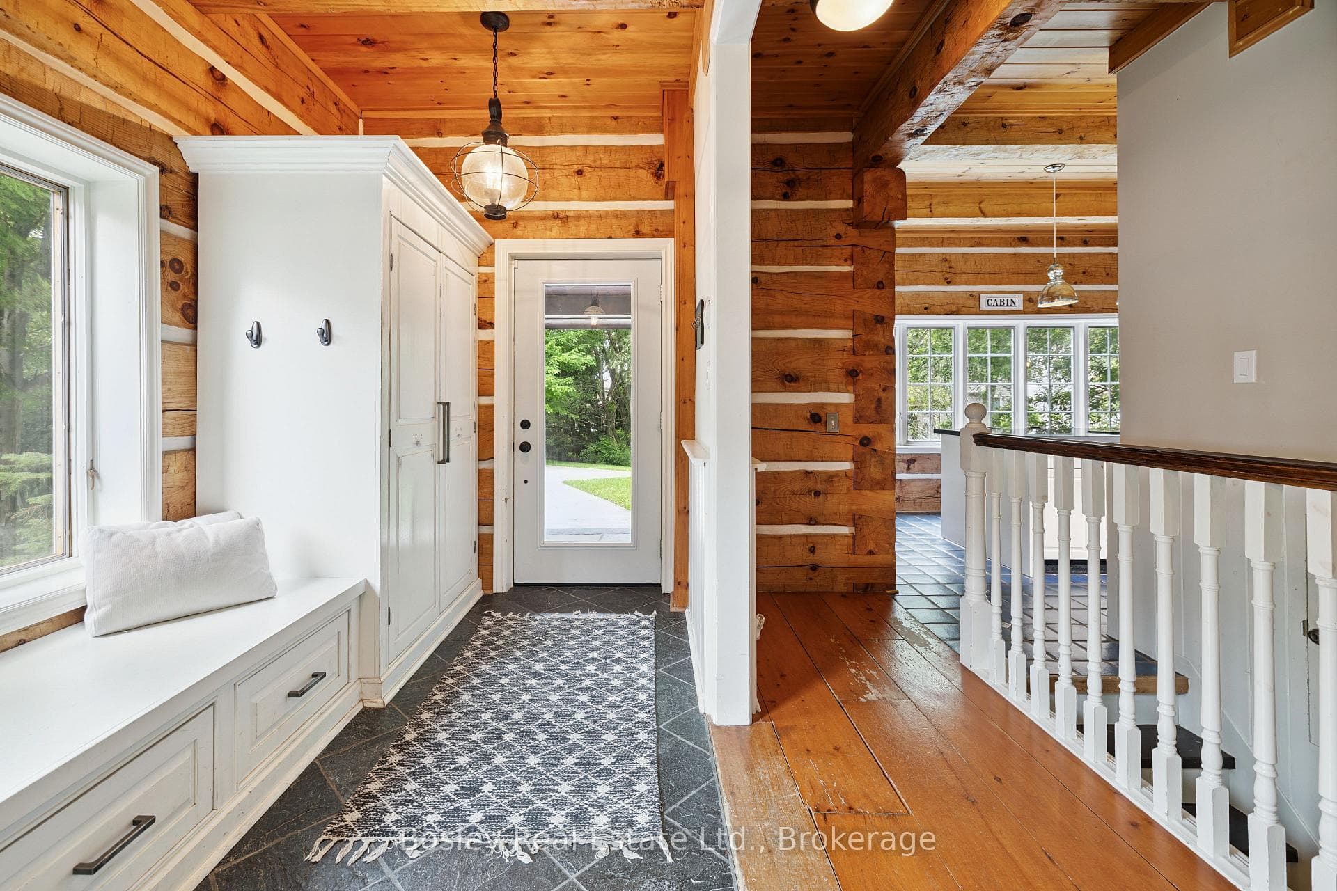 118 Heritage Drive photo 5