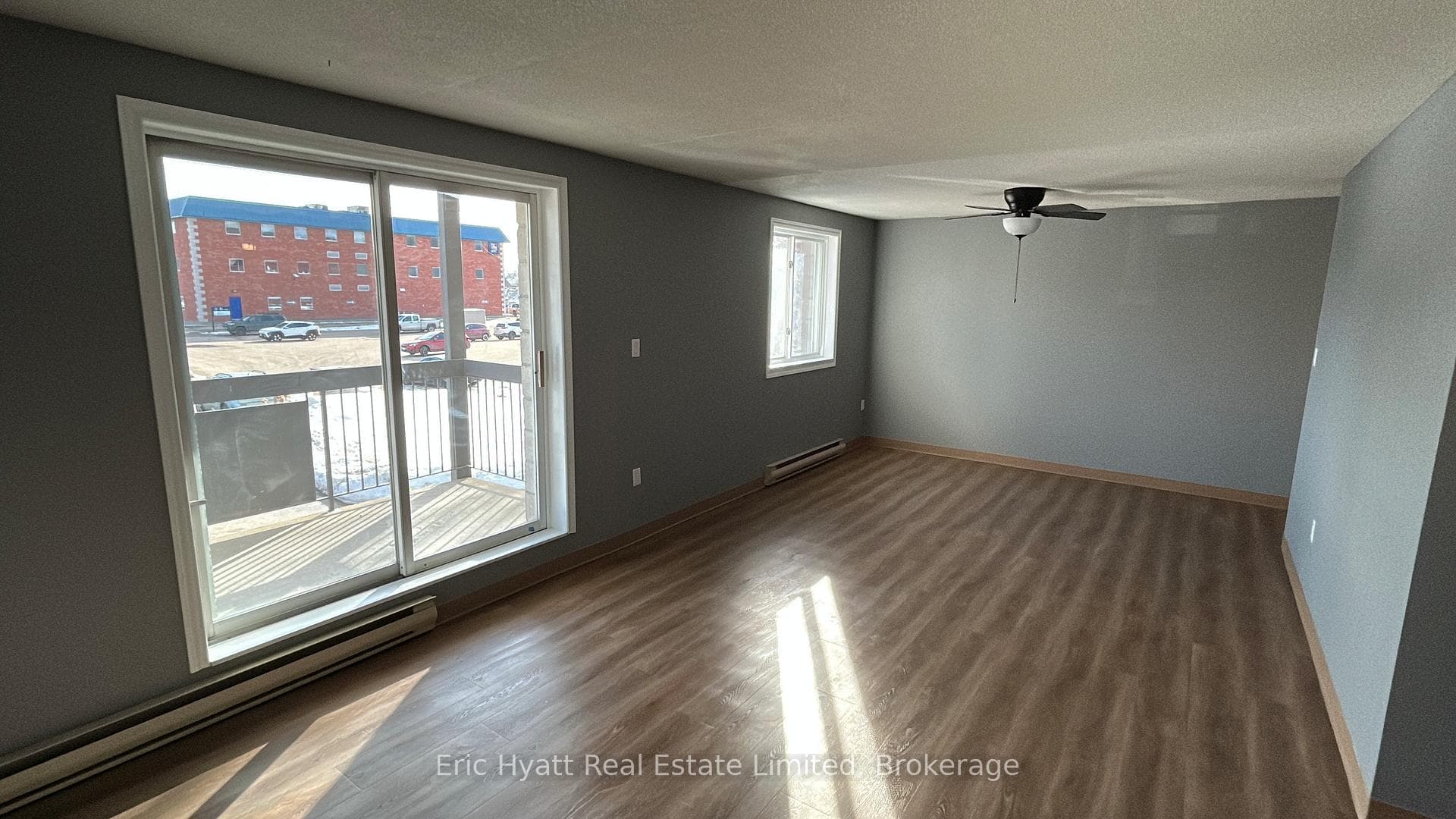 955 Stockdale Road Unit 205 photo 8
