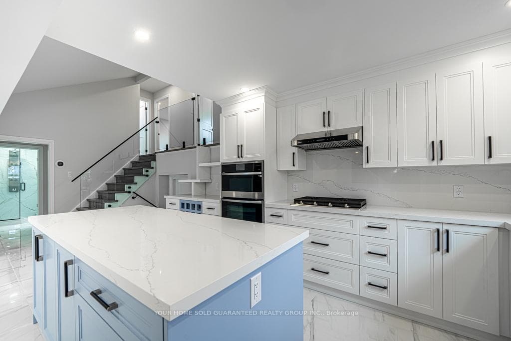 301 Primrose Lane photo 4