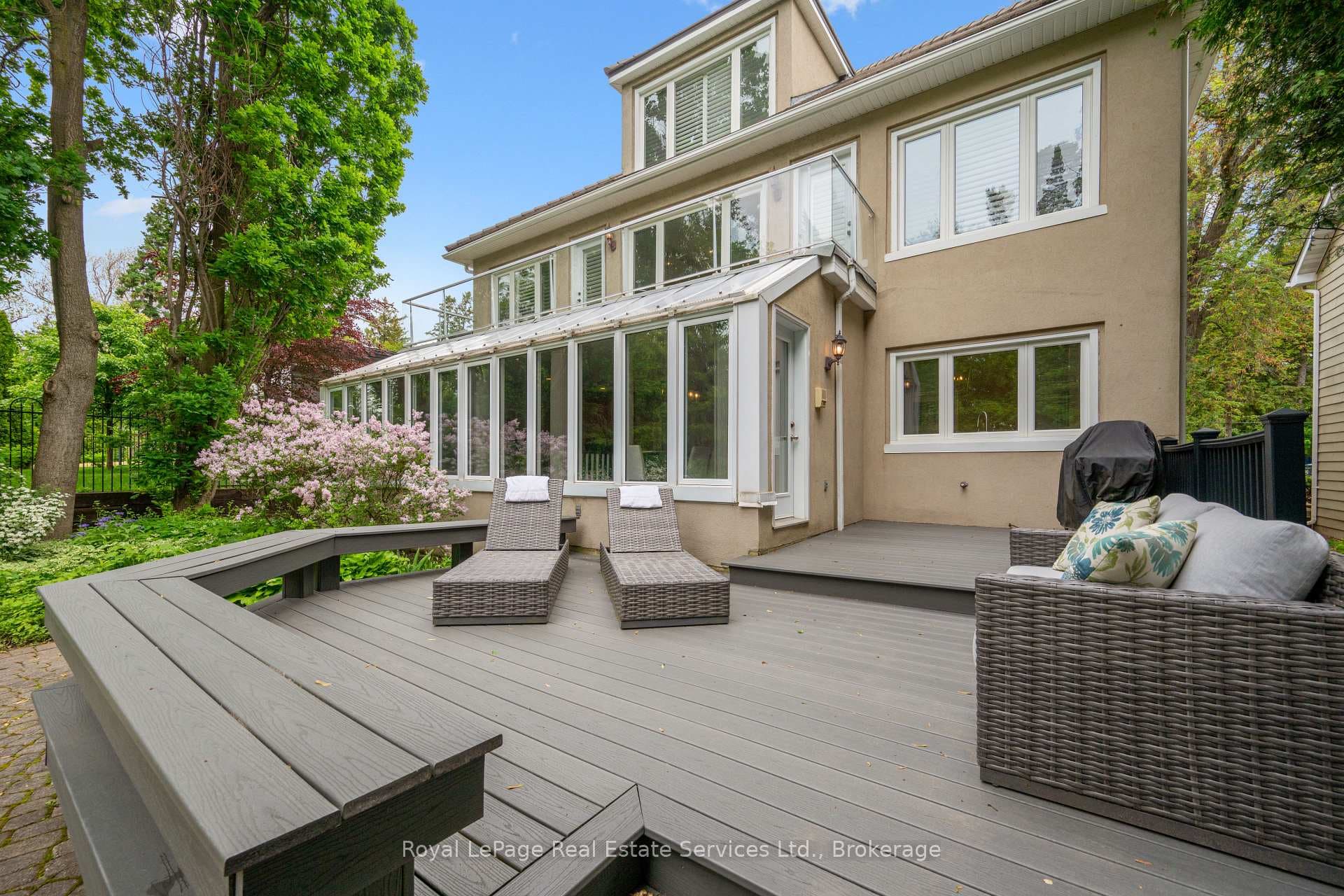 480 CHARTWELL Road photo 43
