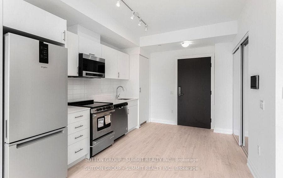 412 Silver Maple Road Unit 411 photo 7