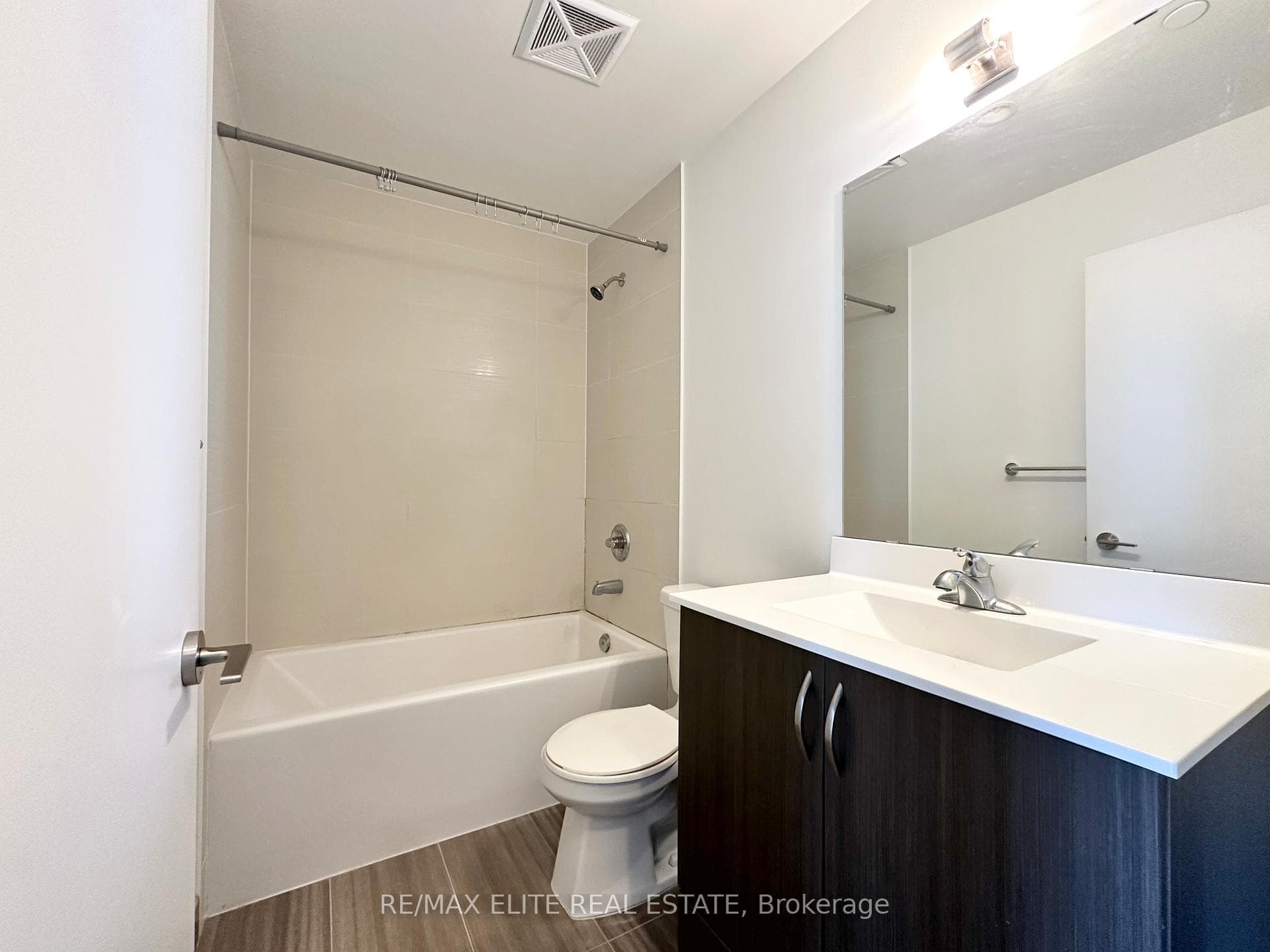 55 Ann O'Reilly Road Unit 2212 photo 10