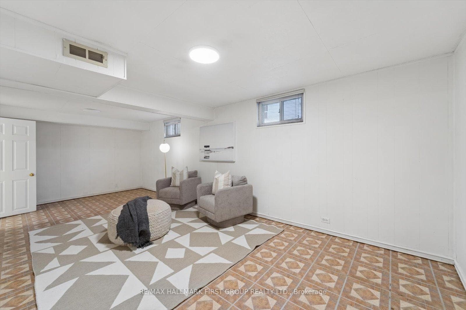 130 Admiral Road photo 15