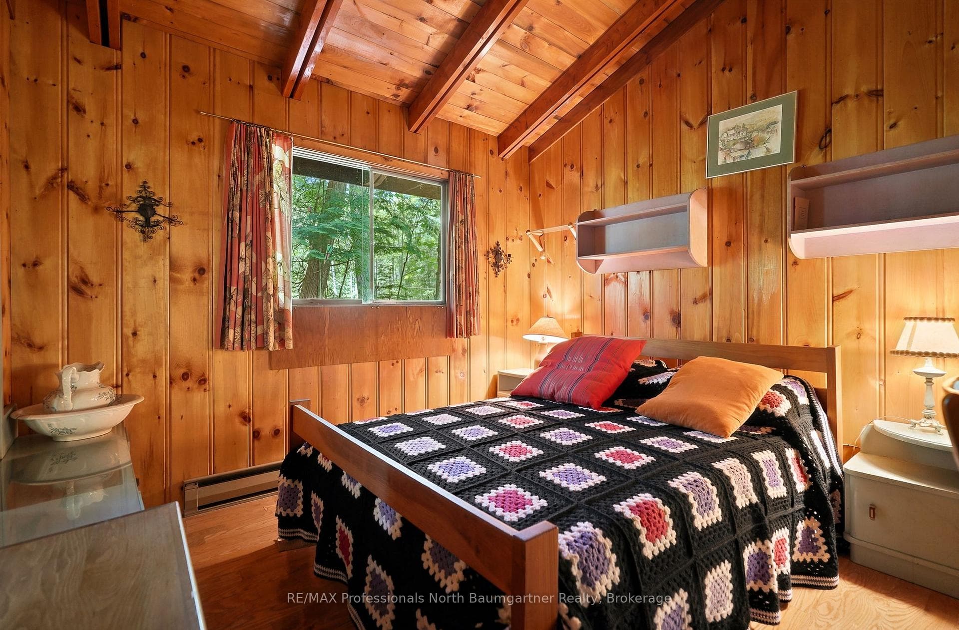 1698 Burleigh Road photo 25