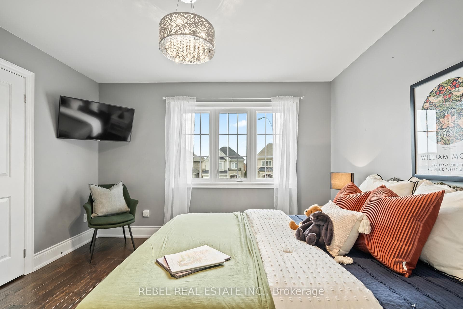 44 Serene Court photo 16
