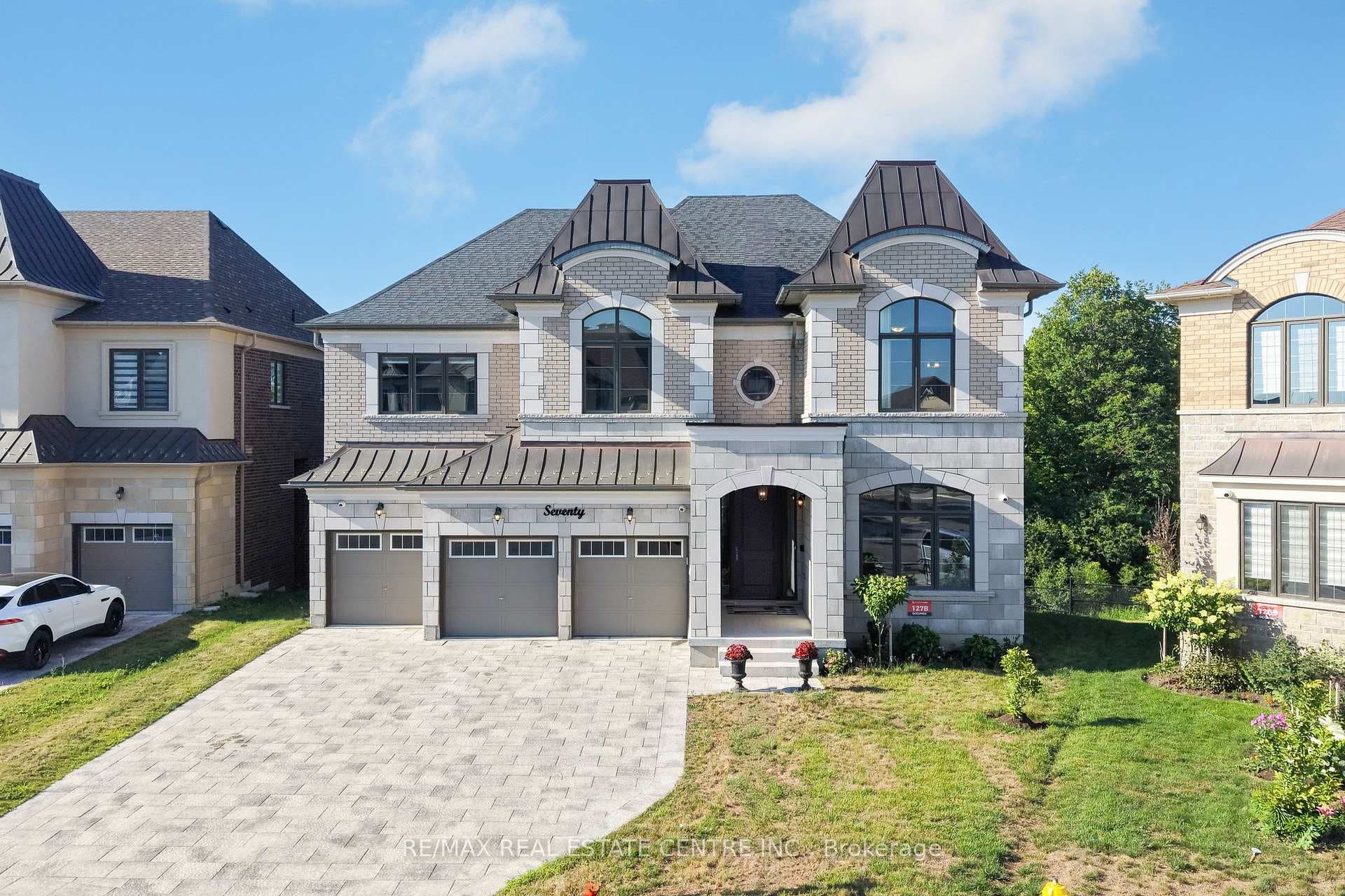 70 Appleyard Avenue photo 3