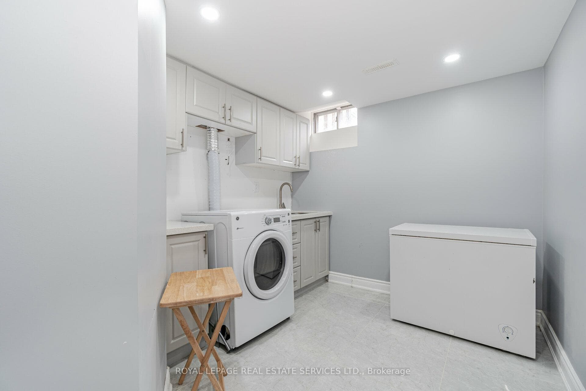 10 Mullis Crescent photo 21