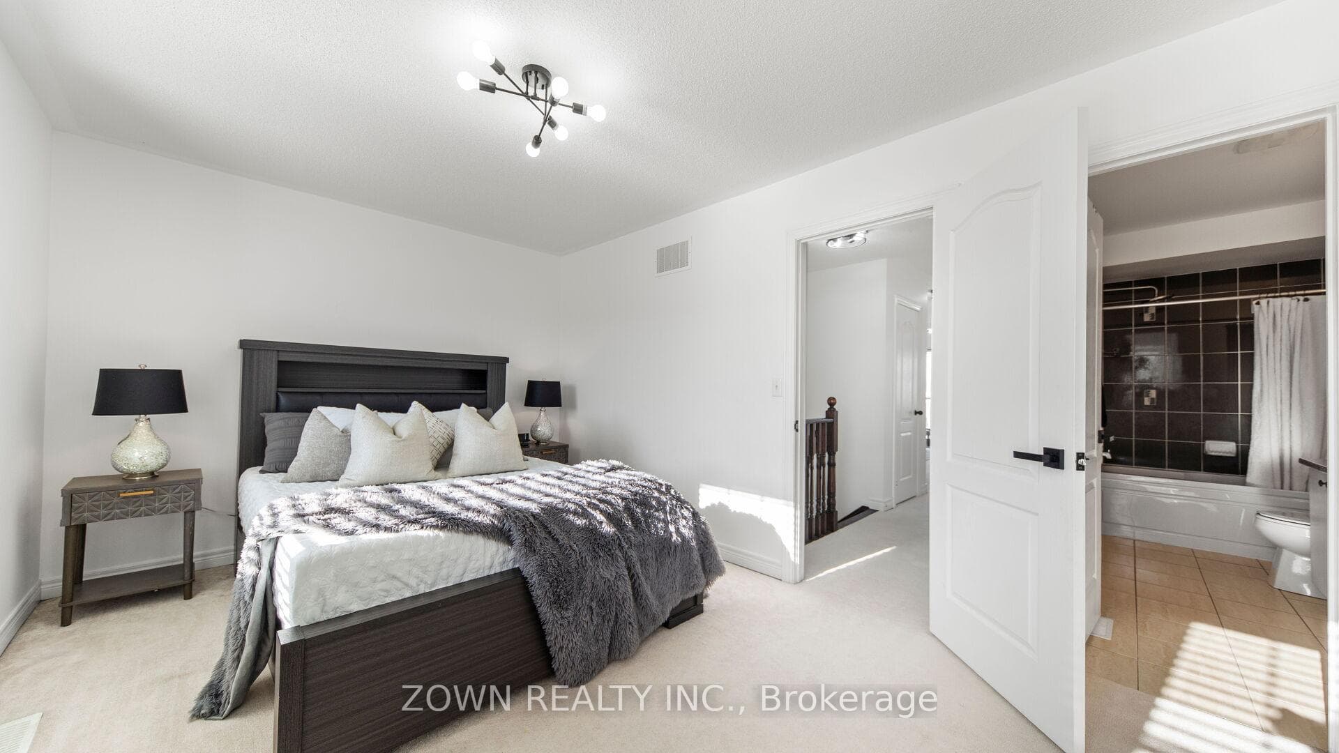 1777 Carousel Drive photo 28