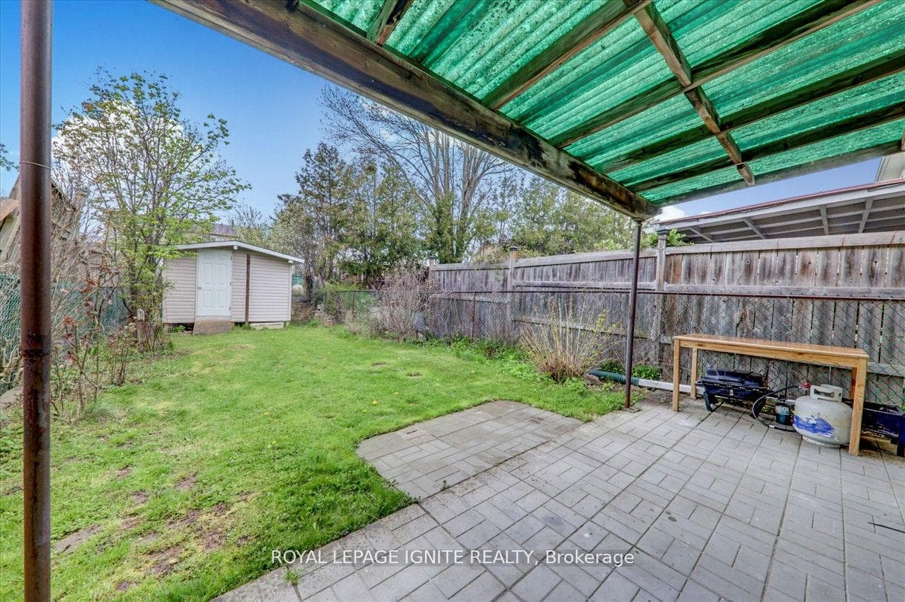 9 Pilkey Crescent photo 17