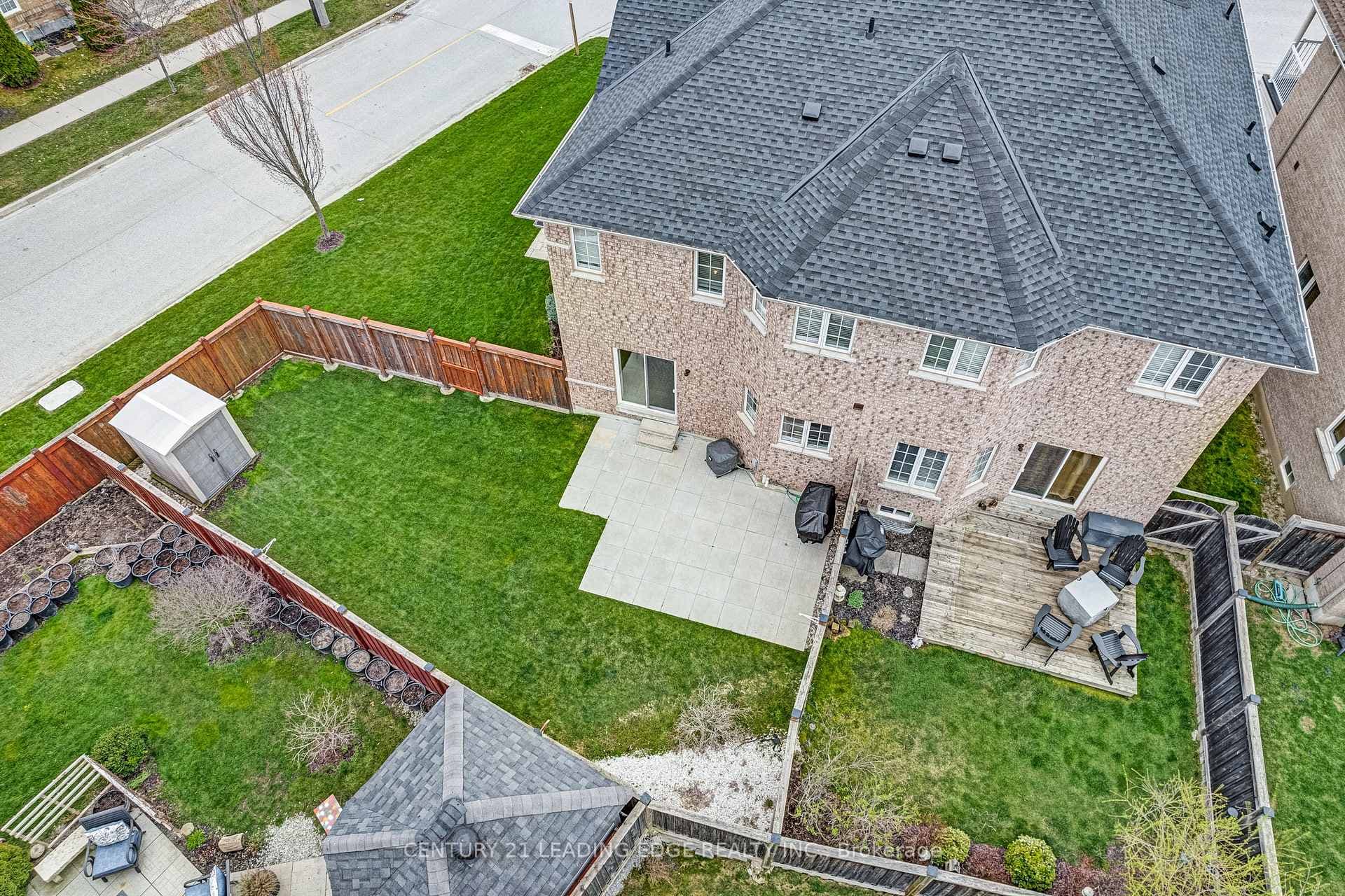 146 Ken Laushway Avenue photo 34