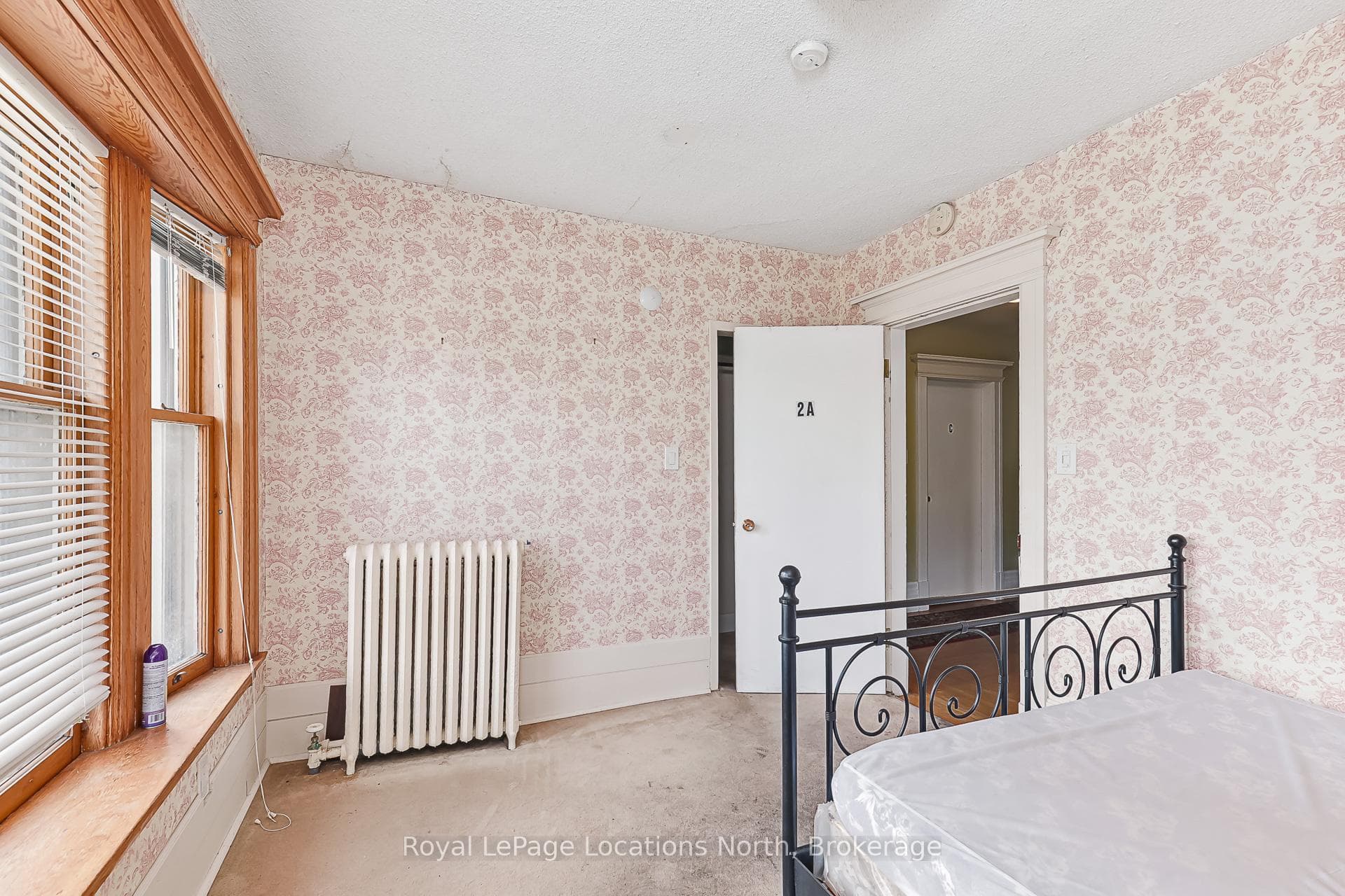Bedroom 2nd floor