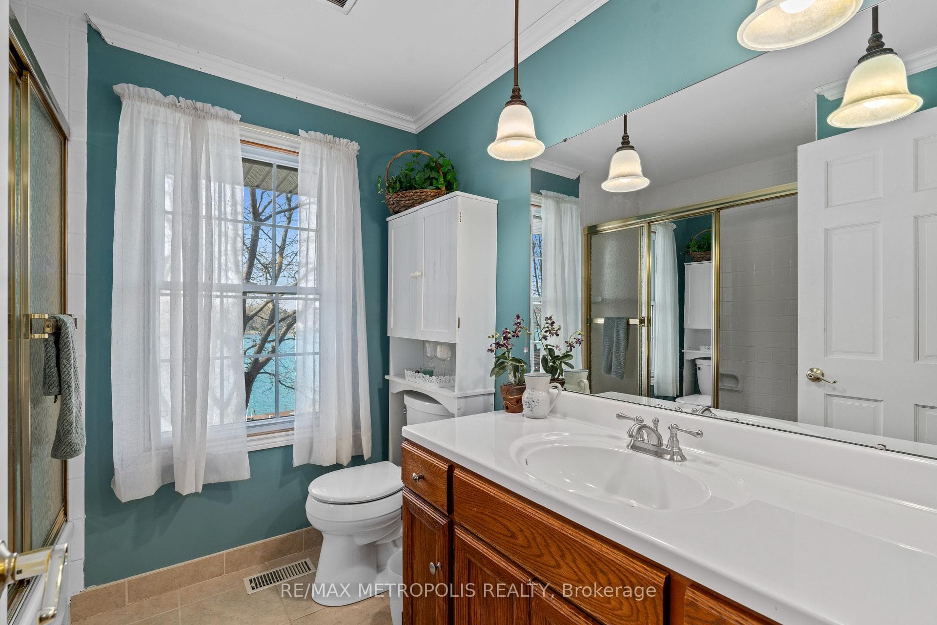 337 Beresford Street photo 28