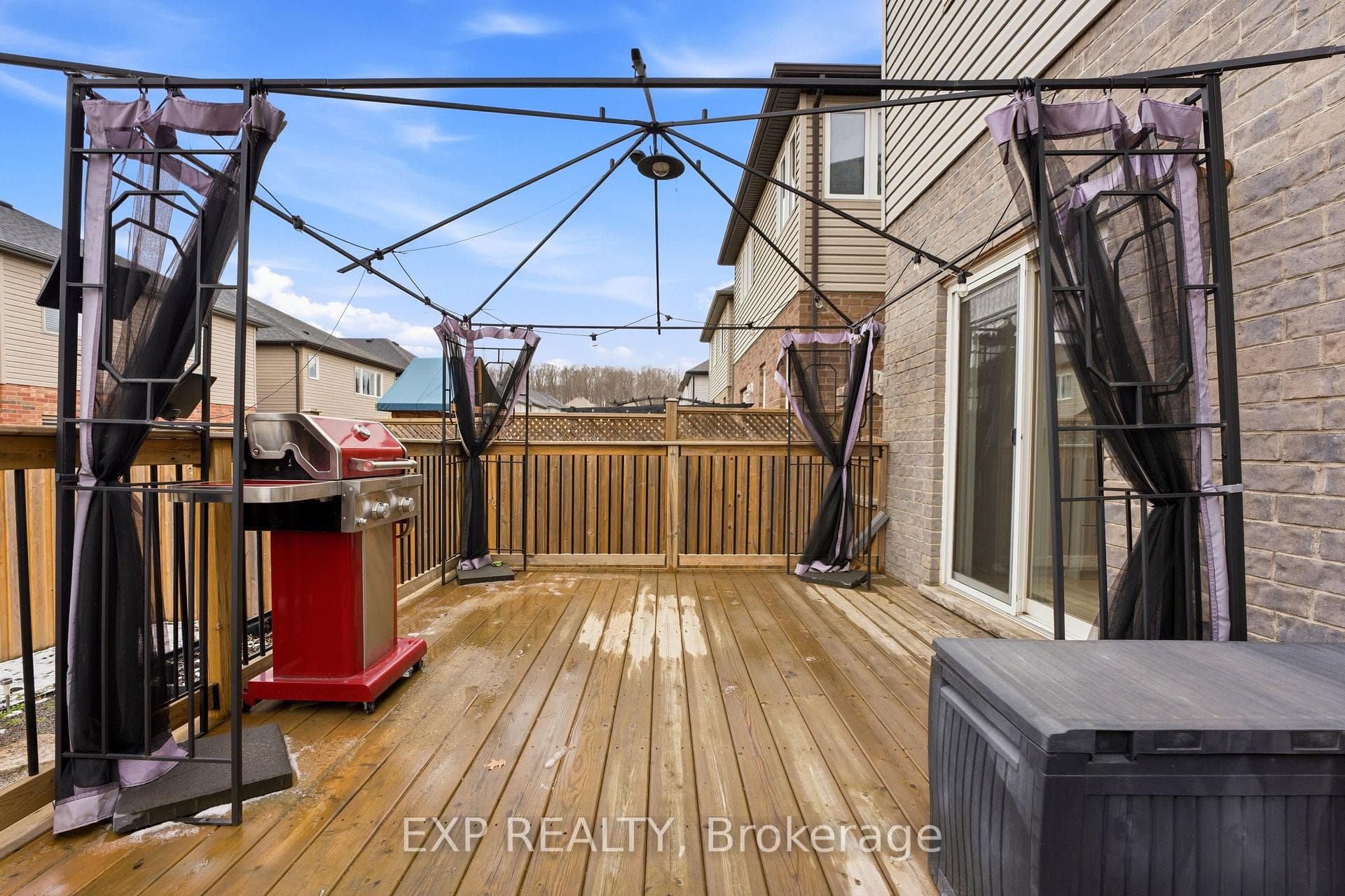 219 Moorlands Crescent photo 26
