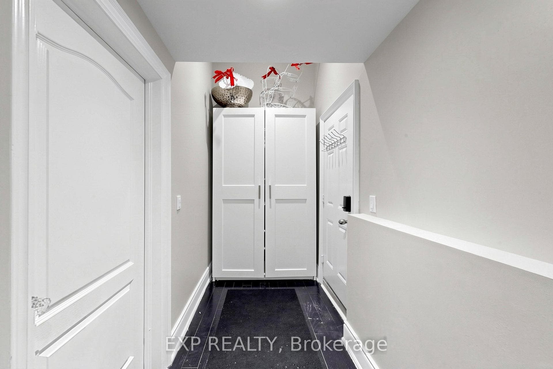 1865 Woodview Avenue Unit Bsmt photo 49