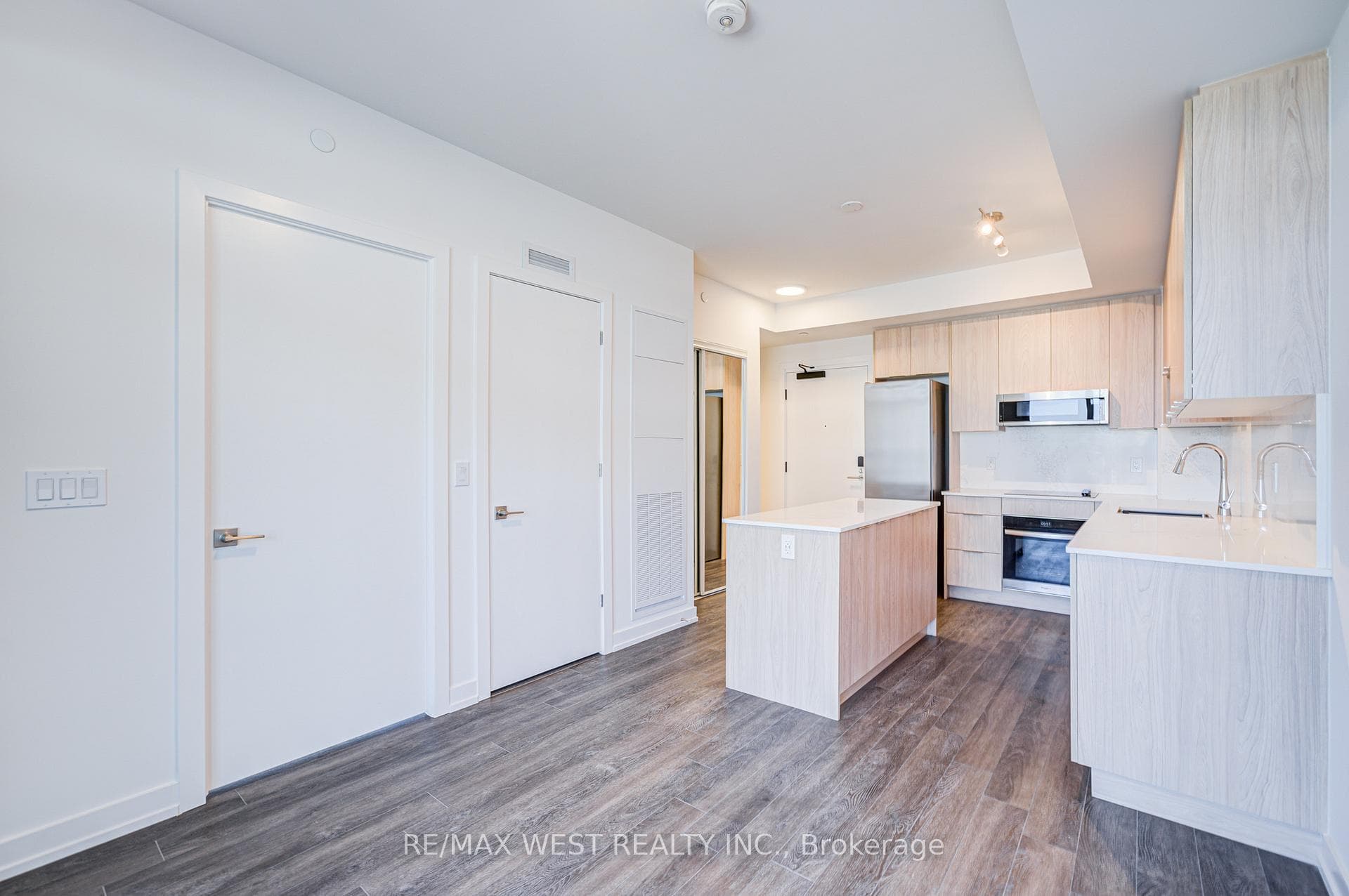 2501 Saw Whet Boulevard Unit 551 photo 24