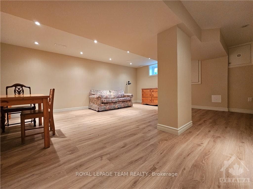 283 ST GEORGE Street photo 19