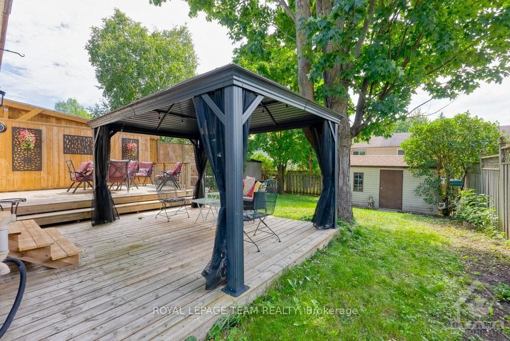 51 CASTLEFRANK Road photo 20