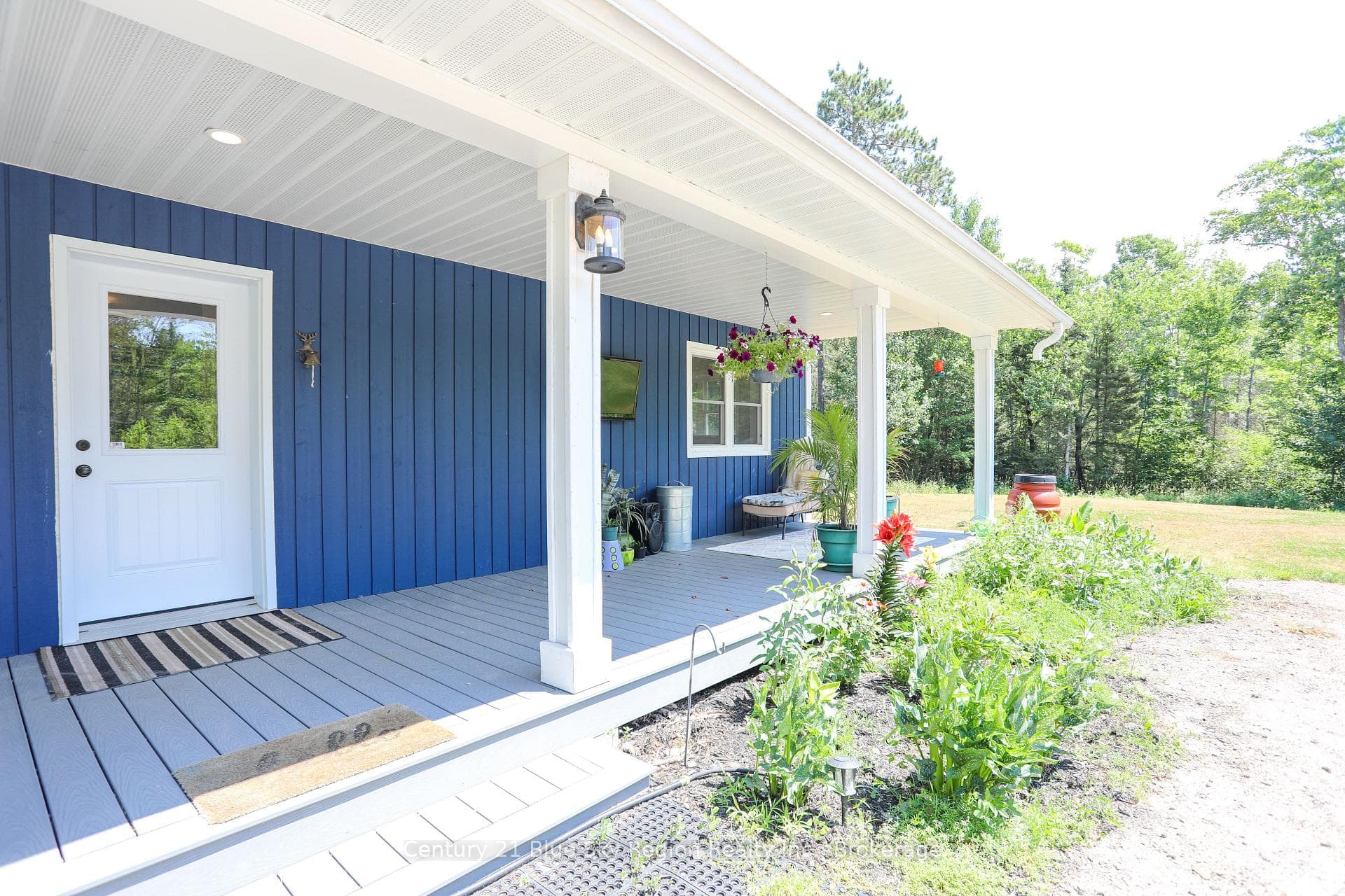 649 Hazel Glen Road photo 9