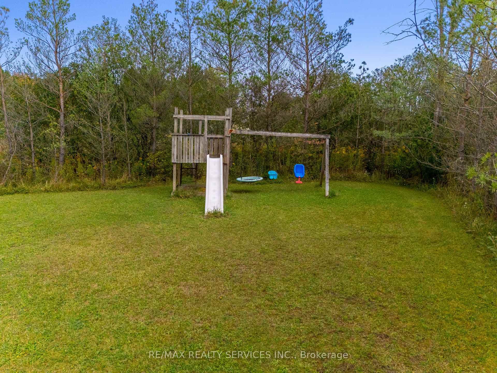 8777 17th Sideroad N/A photo 9