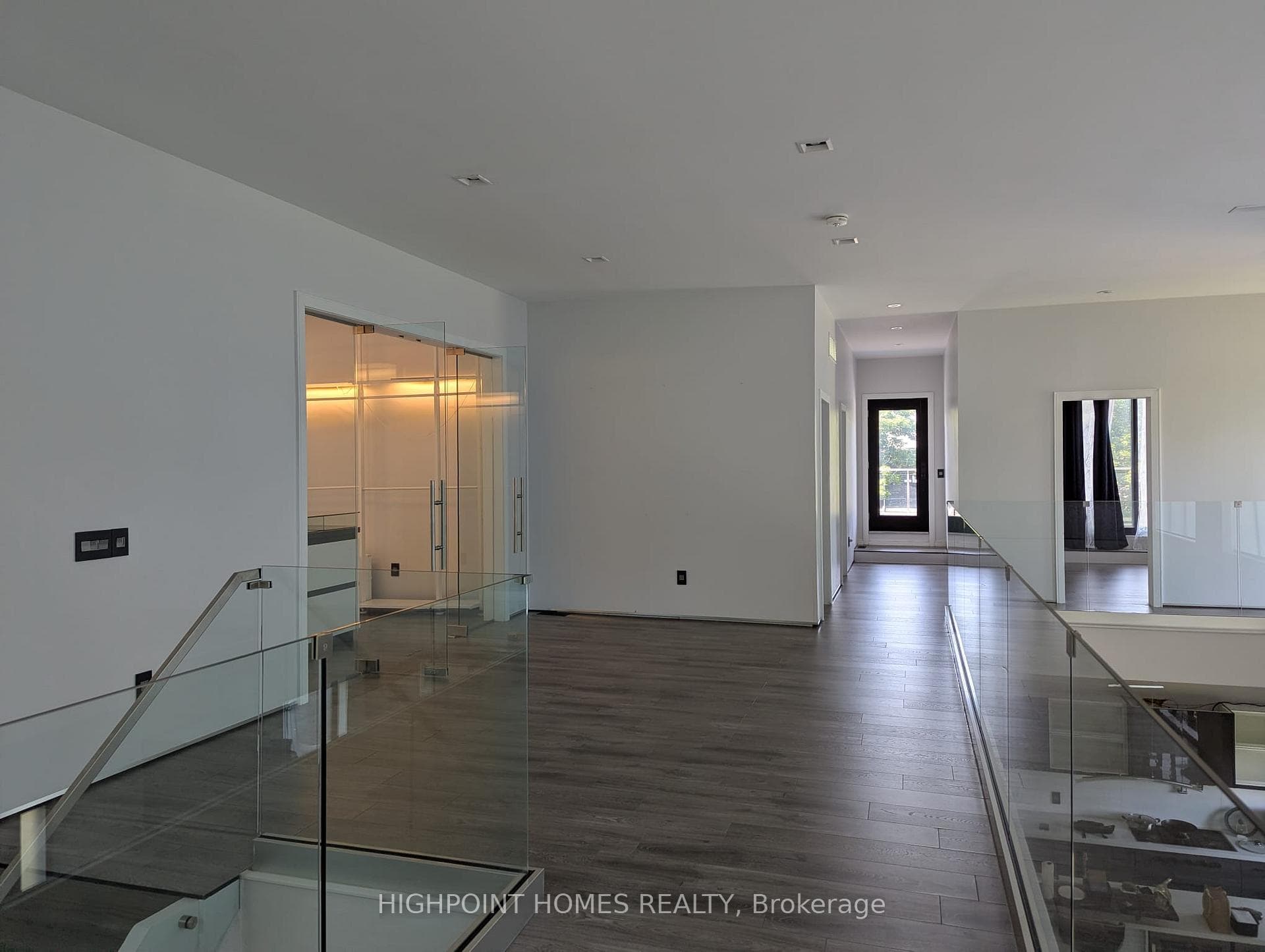 5010 Barber Street photo 37