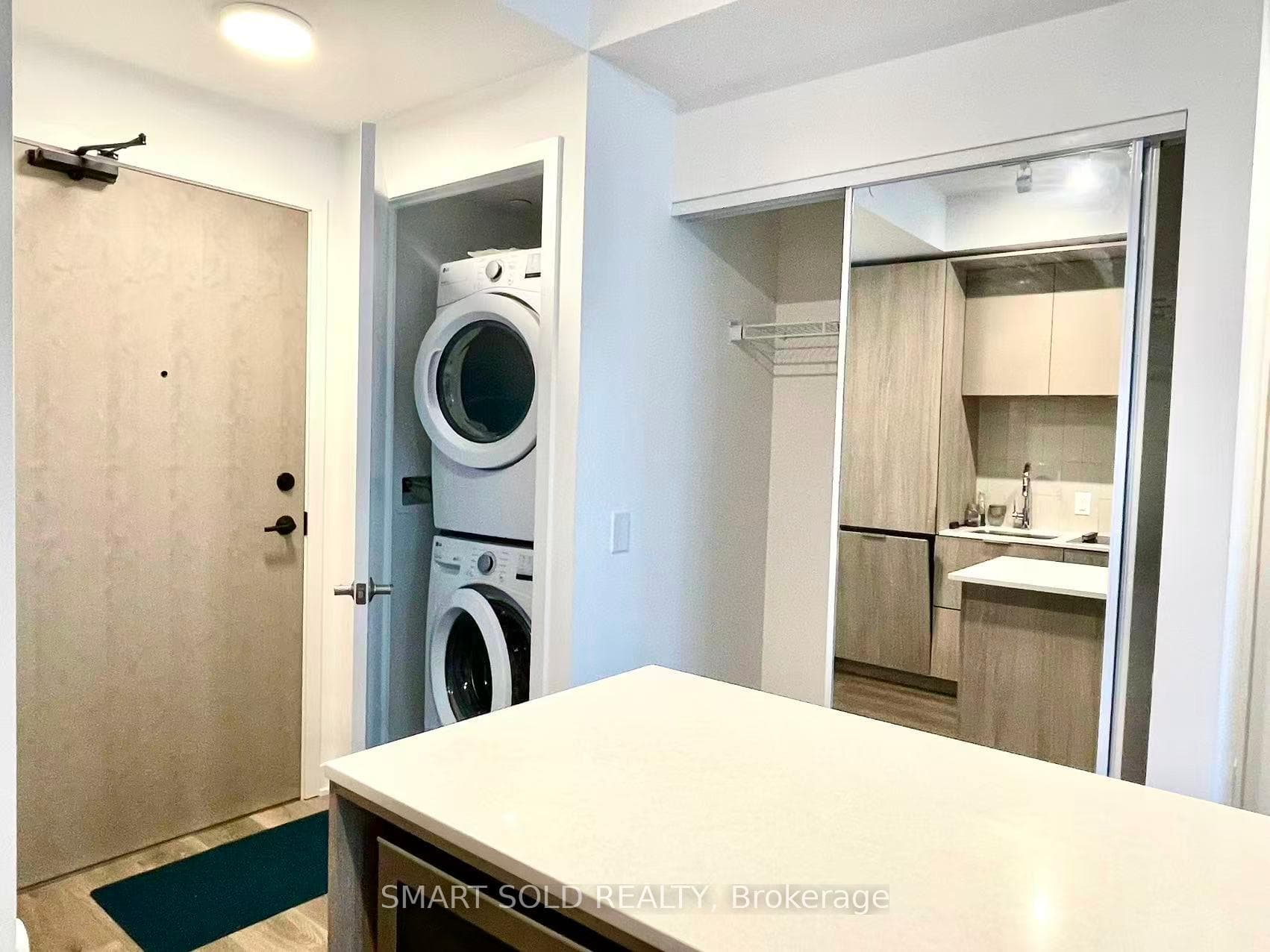 35 Tubman Avenue Unit 612 photo 6
