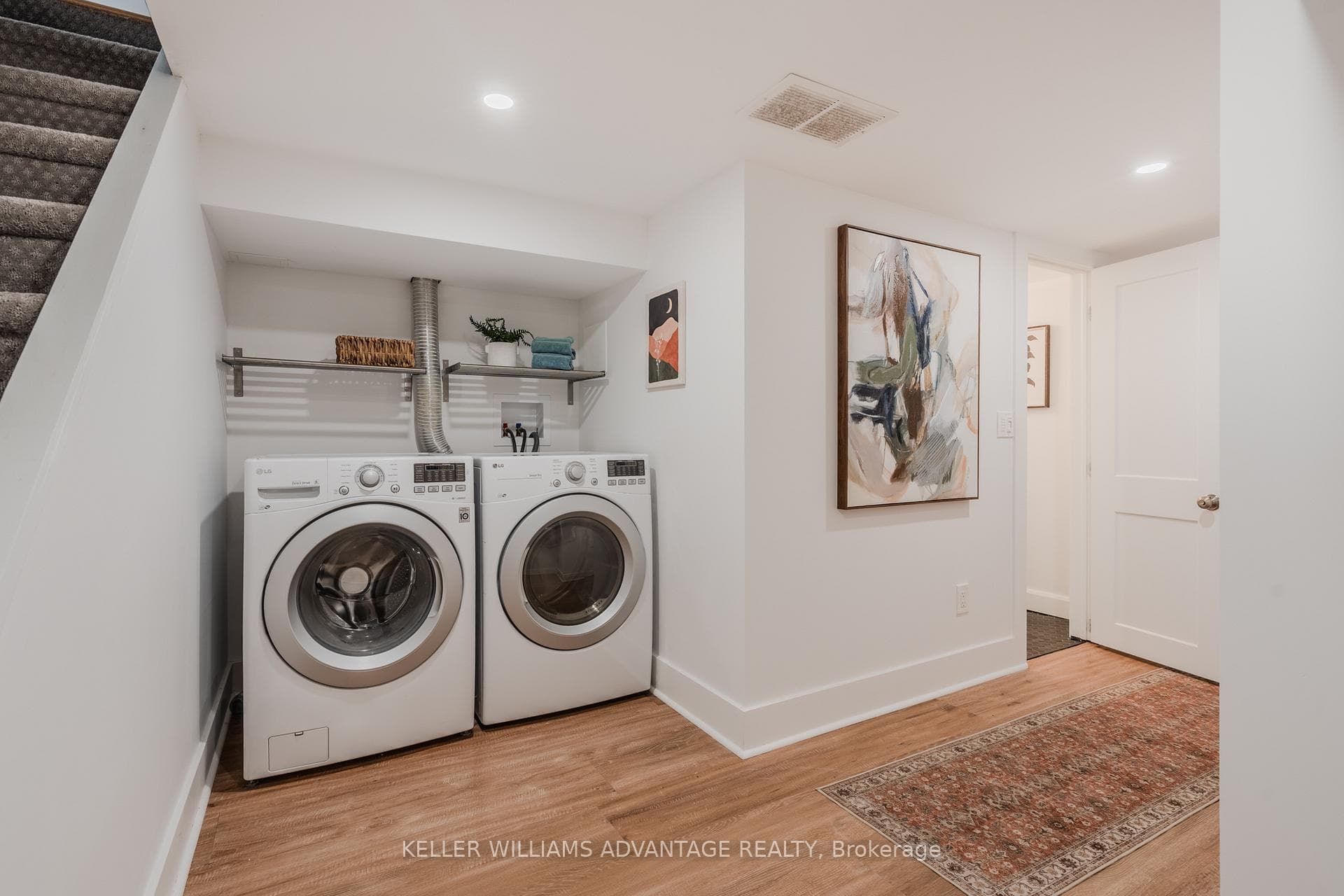 182 Pickering Street photo 27
