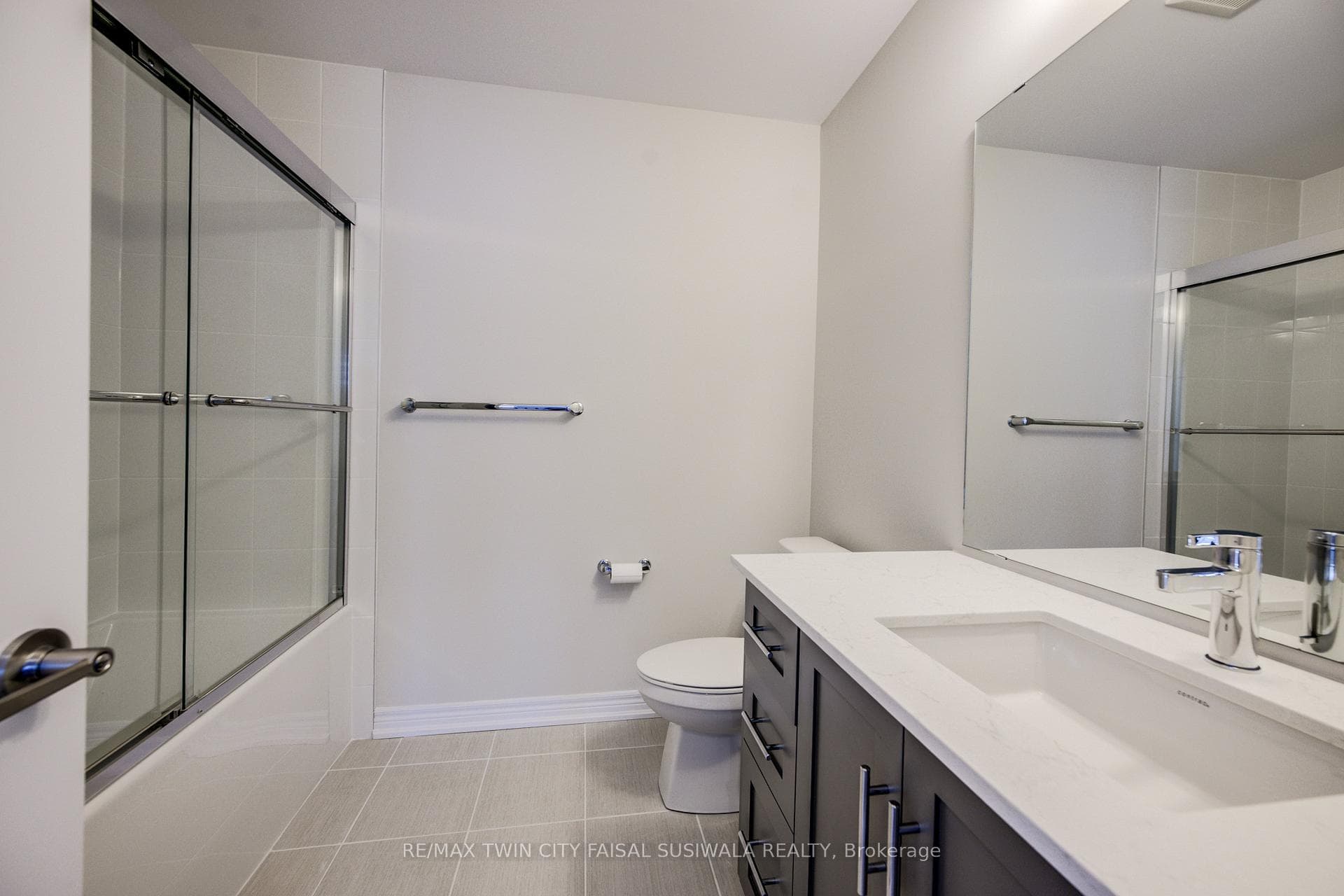 10 BIRMINGHAM Drive Unit 116 photo 16